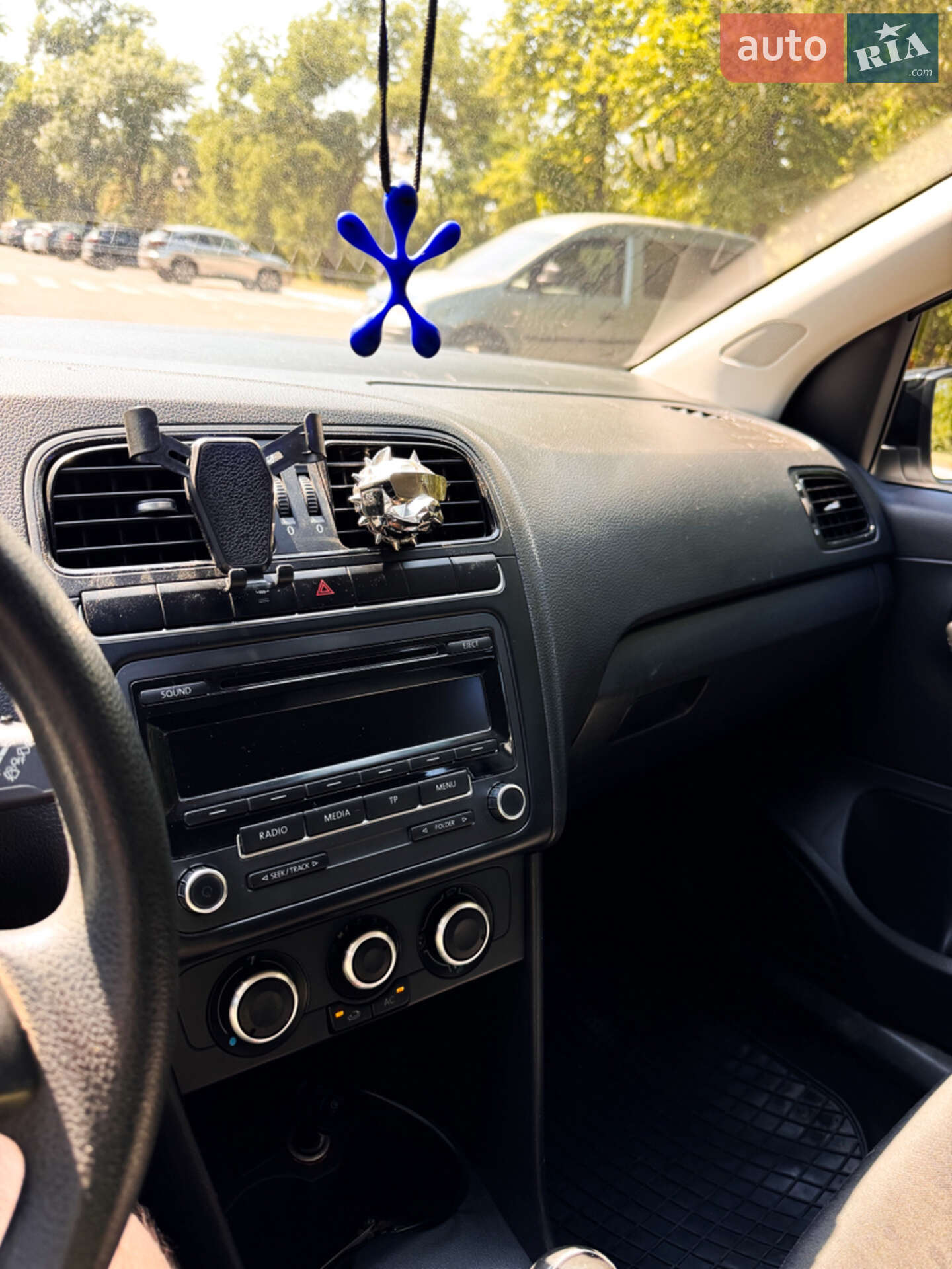Volkswagen Polo 2014 VIN WVWZZZ6RZEY158940 фото оголошення 7 з 10