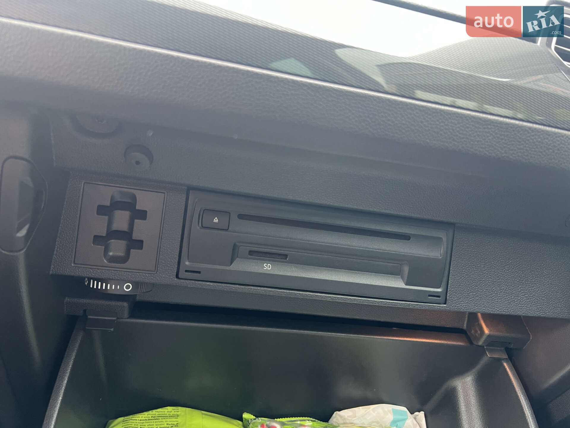 Volkswagen Tiguan 2019 VIN WVGZZZ5NZKW973418 фото оголошення 24 з 30
