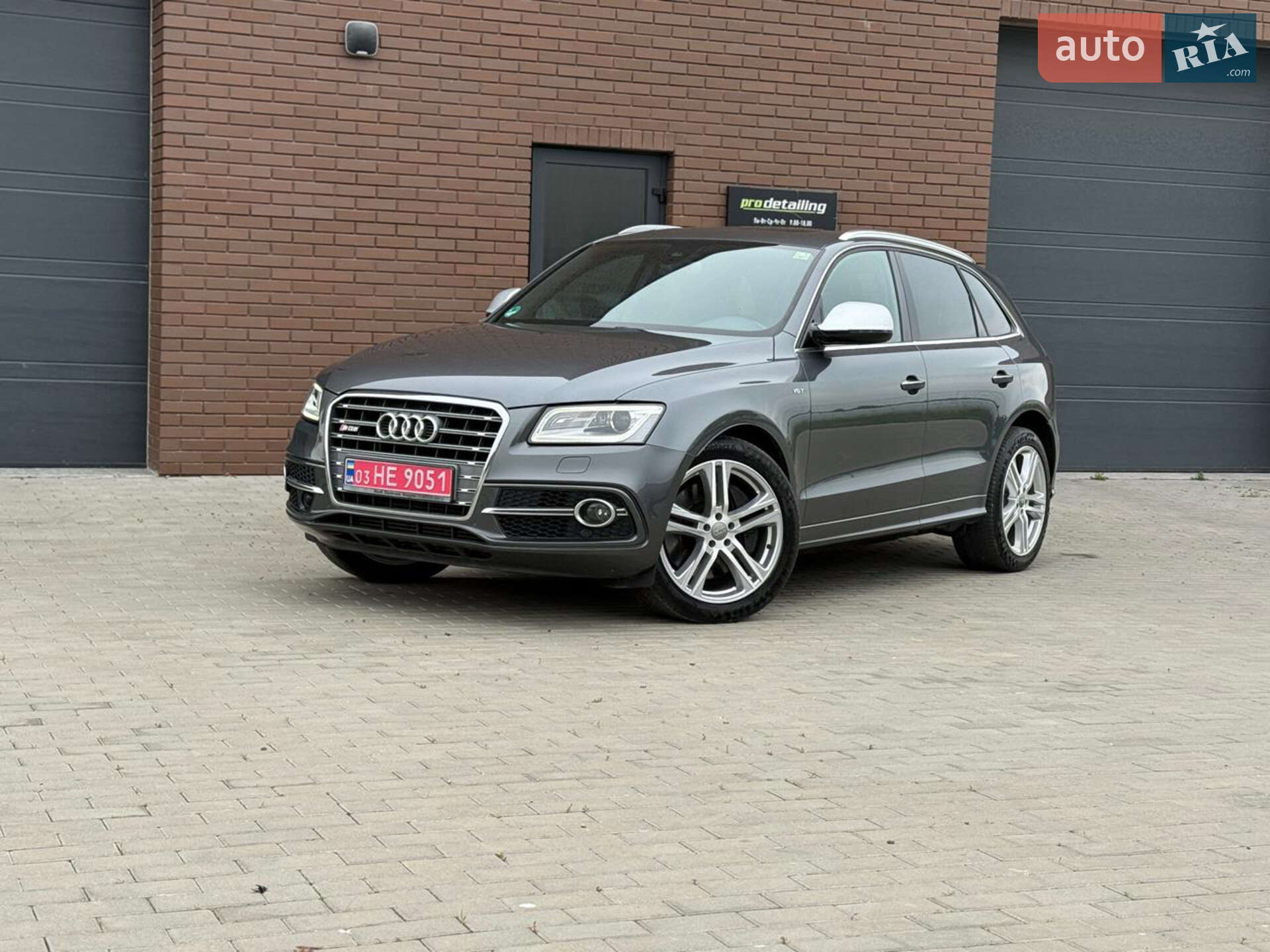 Audi SQ5 2015 VIN WAUZZZ8R0GA041251 фото оголошення 4 з 39