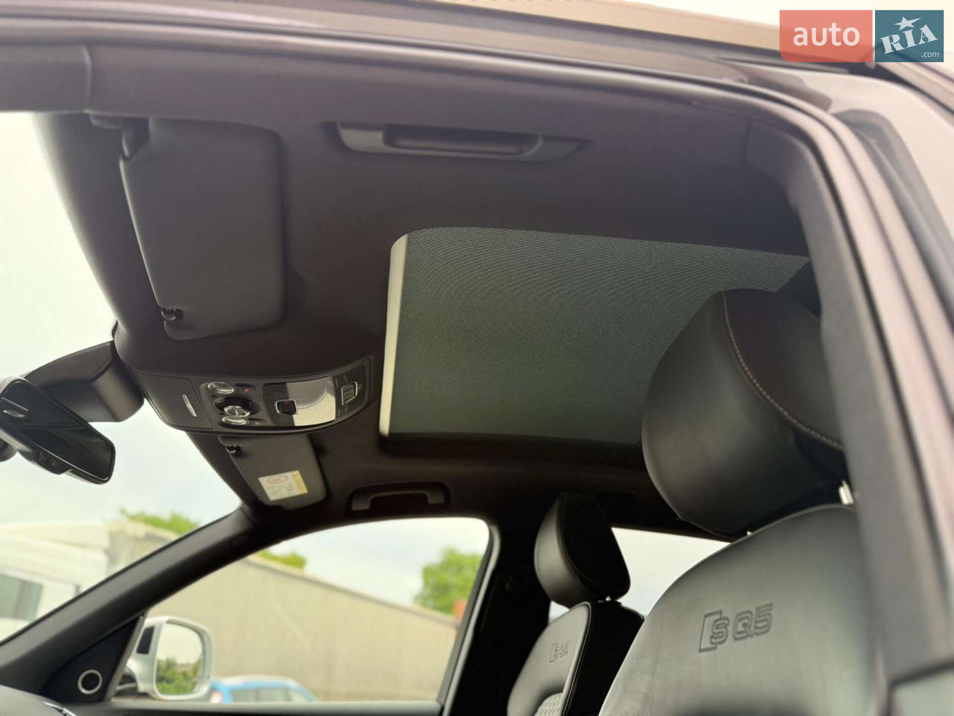 Audi SQ5 2015 VIN WAUZZZ8R0GA041251 фото оголошення 24 з 39