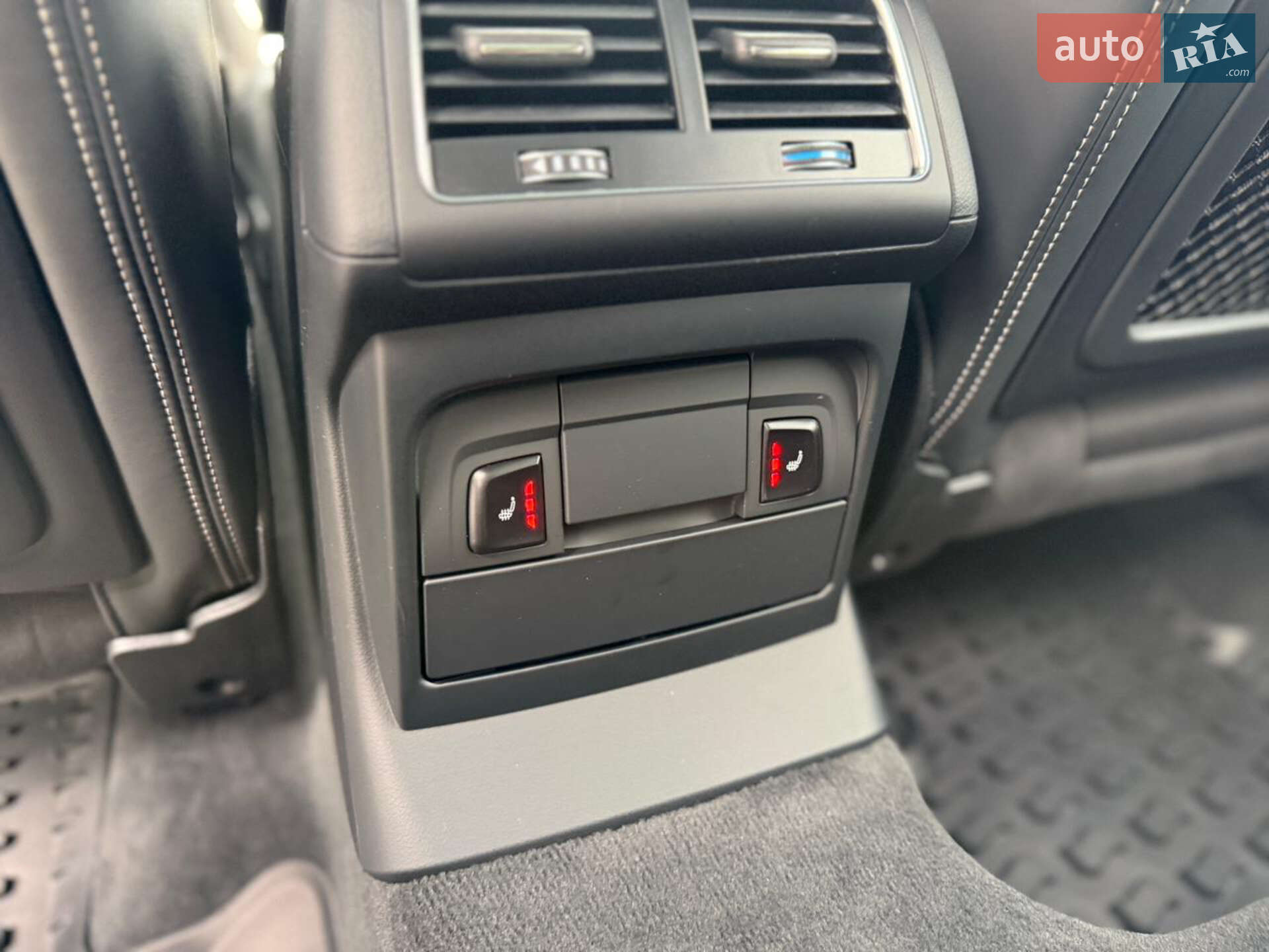 Audi SQ5 2015 VIN WAUZZZ8R0GA041251 фото оголошення 22 з 39