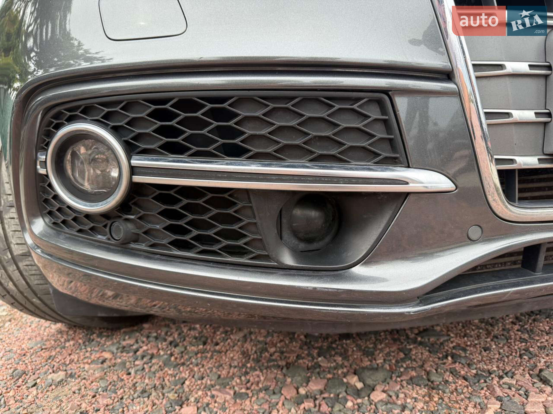 Audi SQ5 2015 VIN WAUZZZ8R0GA041251 фото оголошення 33 з 39