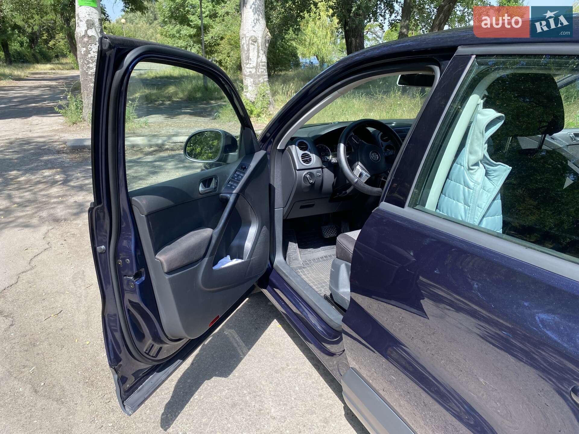 Volkswagen Tiguan 2013 VIN WVGAV3AX1EW527757 фото оголошення 10 з 13