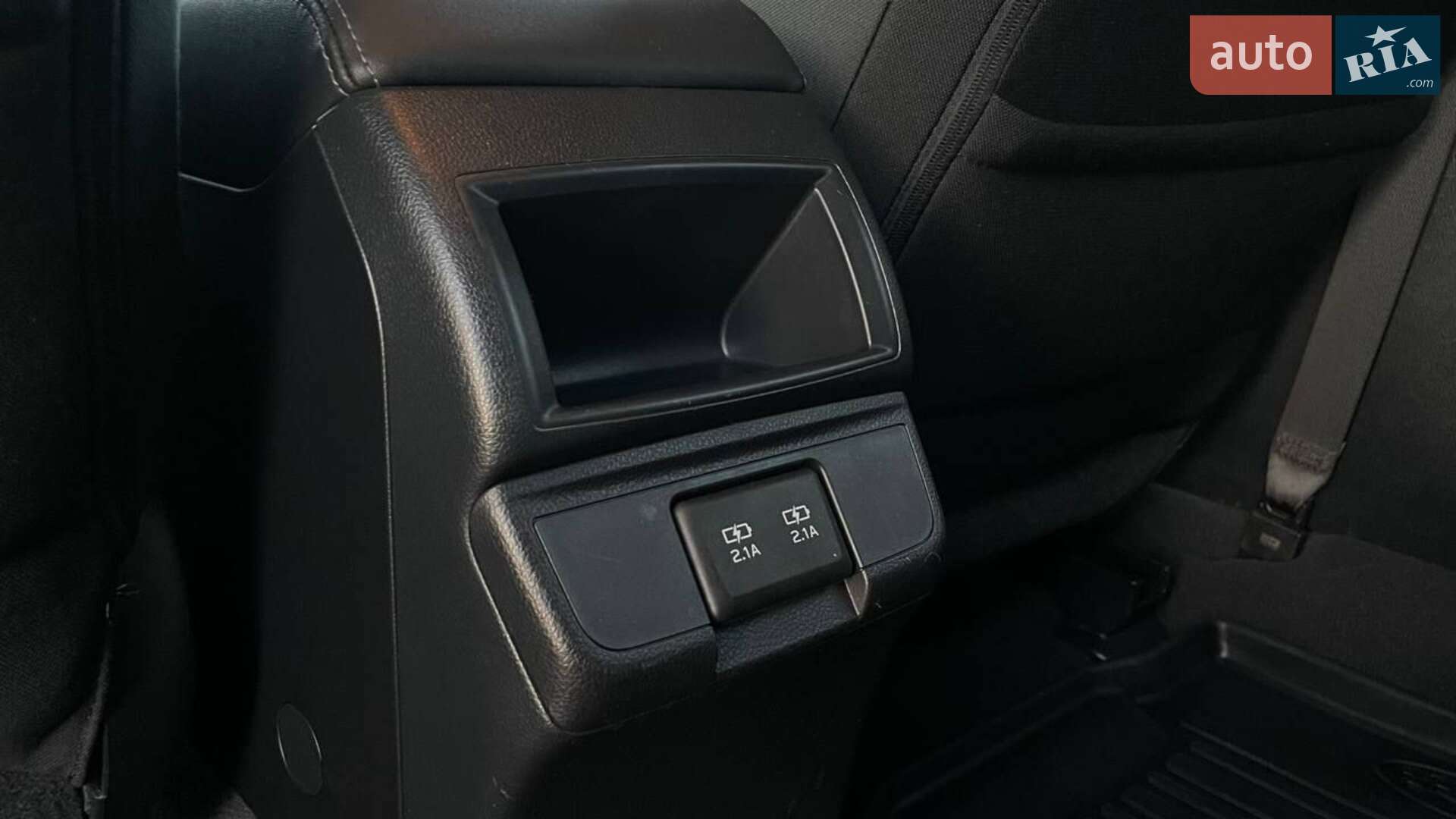 Subaru Outback 2019 VIN 4S4BSAFC3K3331629 фото оголошення 19 з 81