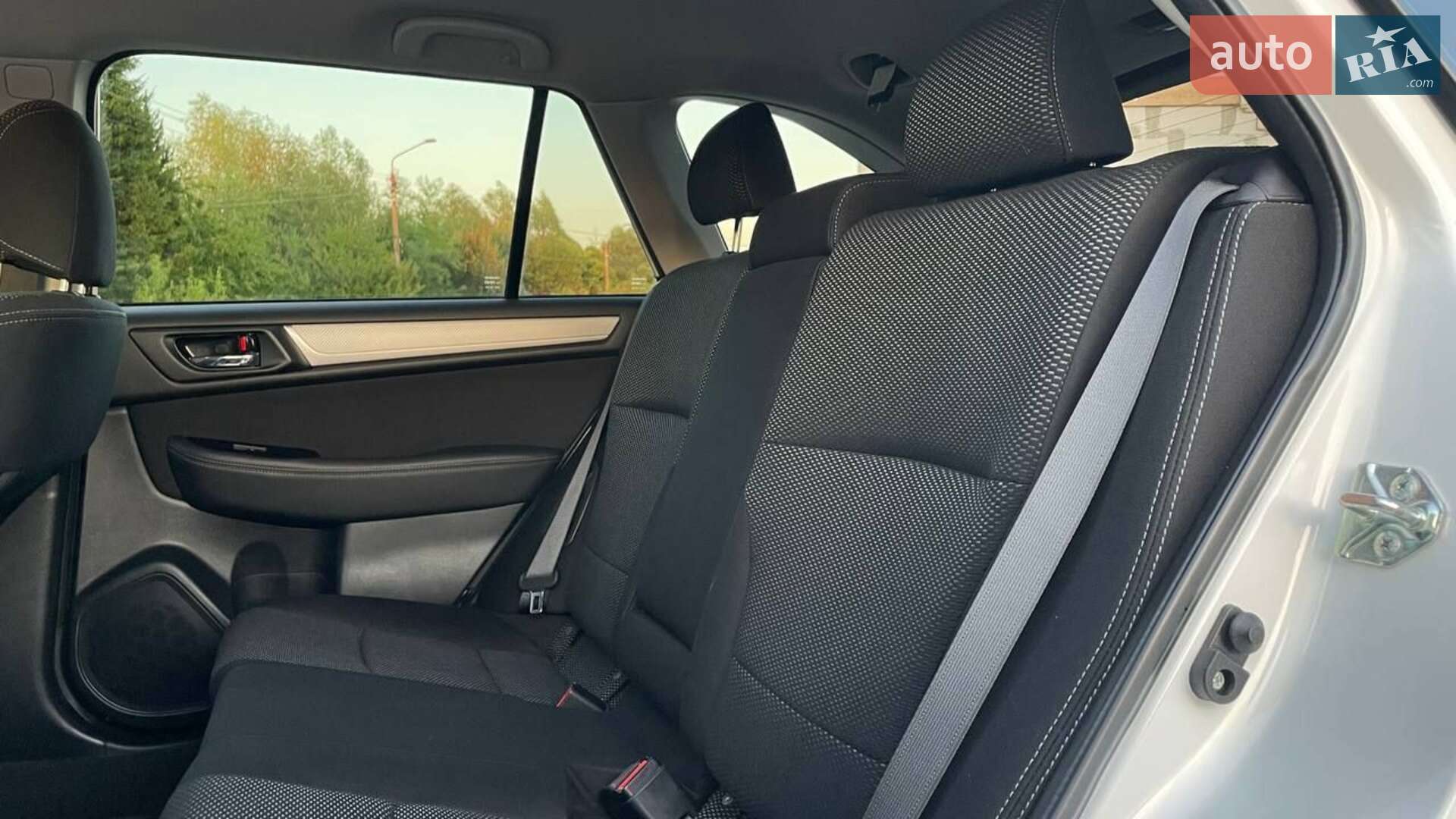 Subaru Outback 2019 VIN 4S4BSAFC3K3331629 фото оголошення 20 з 81