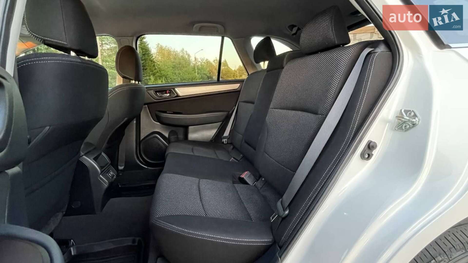 Subaru Outback 2019 VIN 4S4BSAFC3K3331629 фото оголошення 21 з 81
