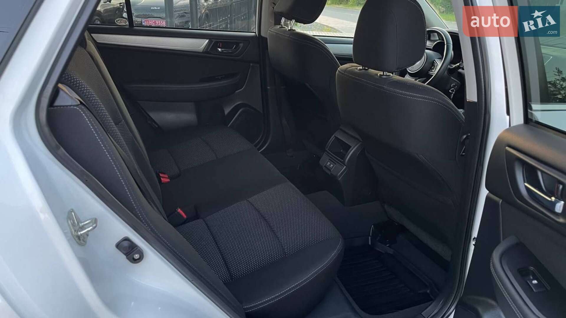 Subaru Outback 2019 VIN 4S4BSAFC3K3331629 фото оголошення 39 з 81