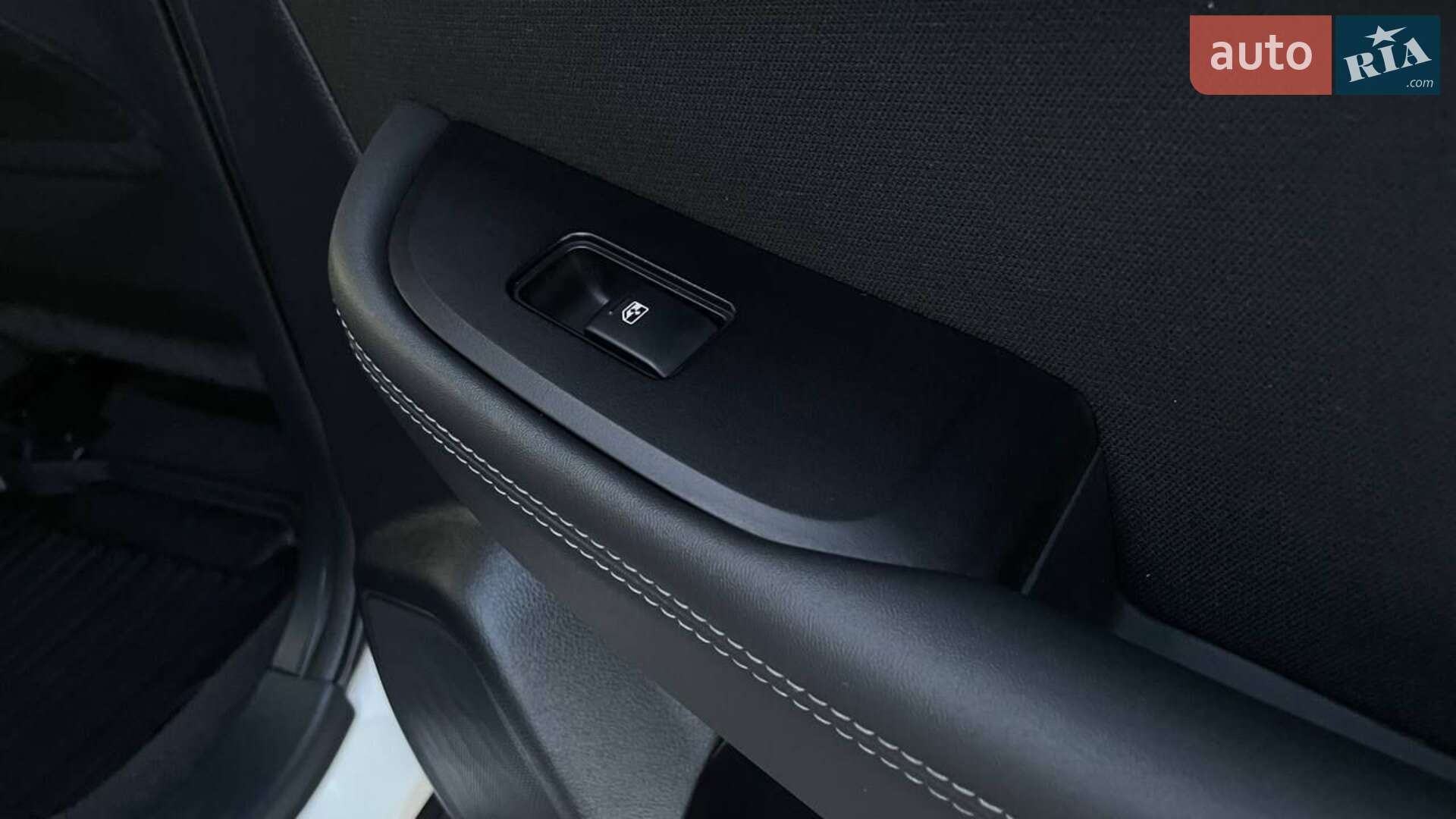 Subaru Outback 2019 VIN 4S4BSAFC3K3331629 фото оголошення 40 з 81
