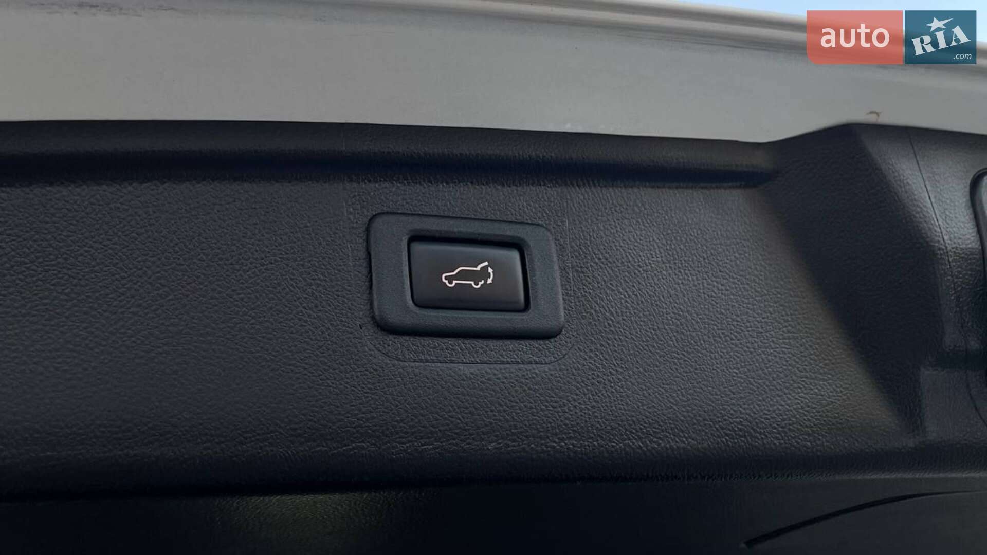 Subaru Outback 2019 VIN 4S4BSAFC3K3331629 фото оголошення 51 з 81