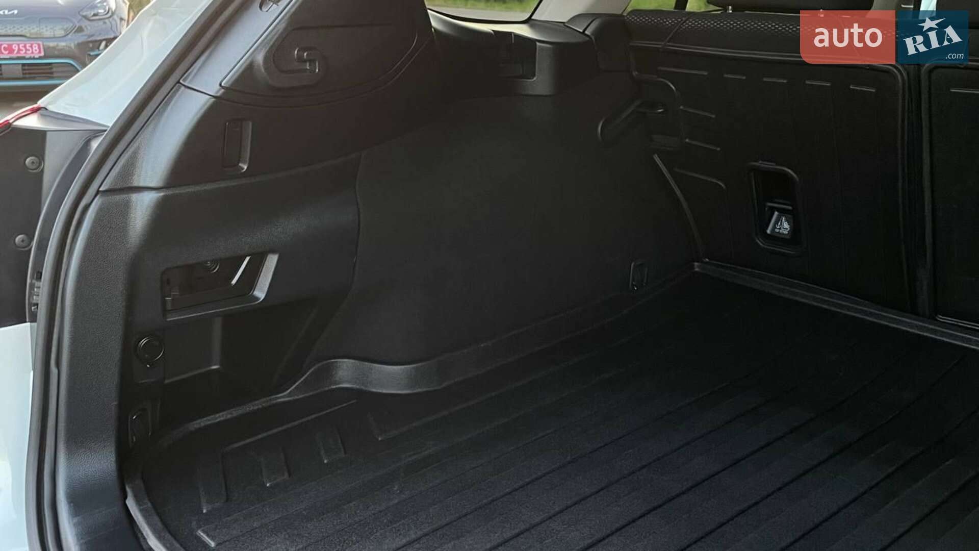 Subaru Outback 2019 VIN 4S4BSAFC3K3331629 фото оголошення 52 з 81