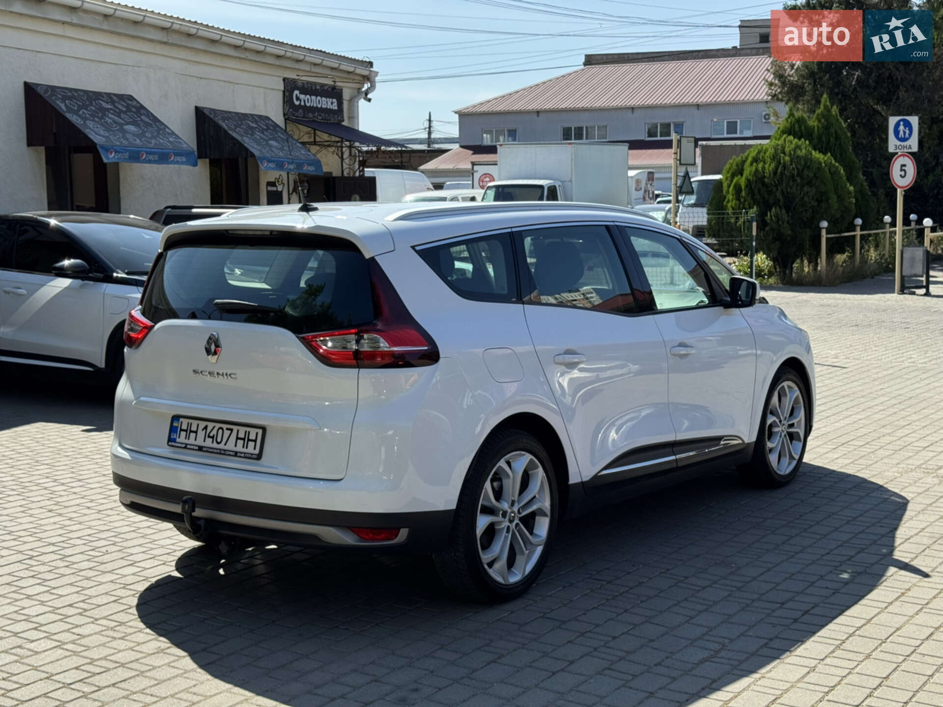 Renault Grand Scenic 2017 VIN VF1RFA00X59641301 фото оголошення 4 з 27