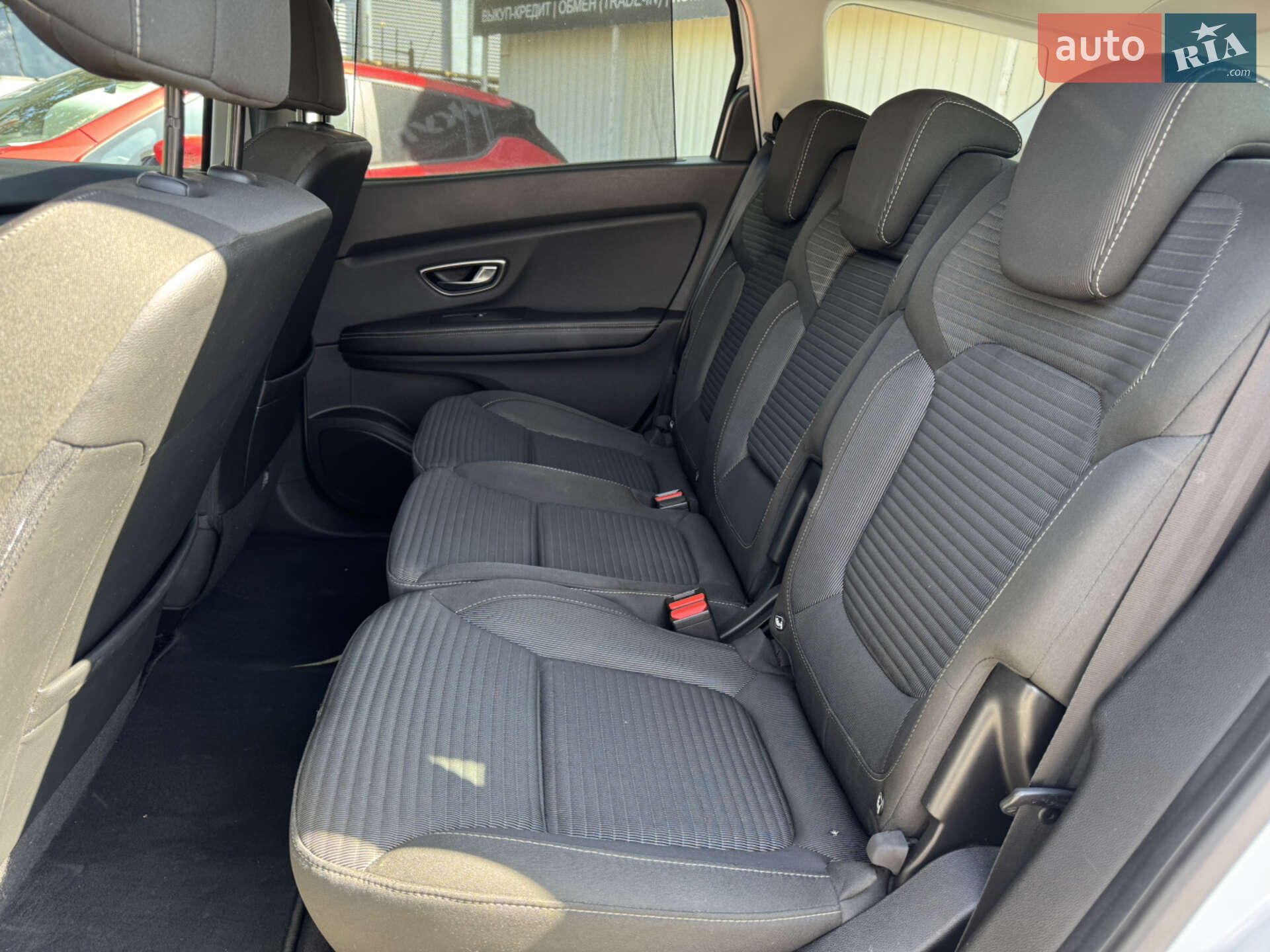 Renault Grand Scenic 2017 VIN VF1RFA00X59641301 фото оголошення 8 з 27