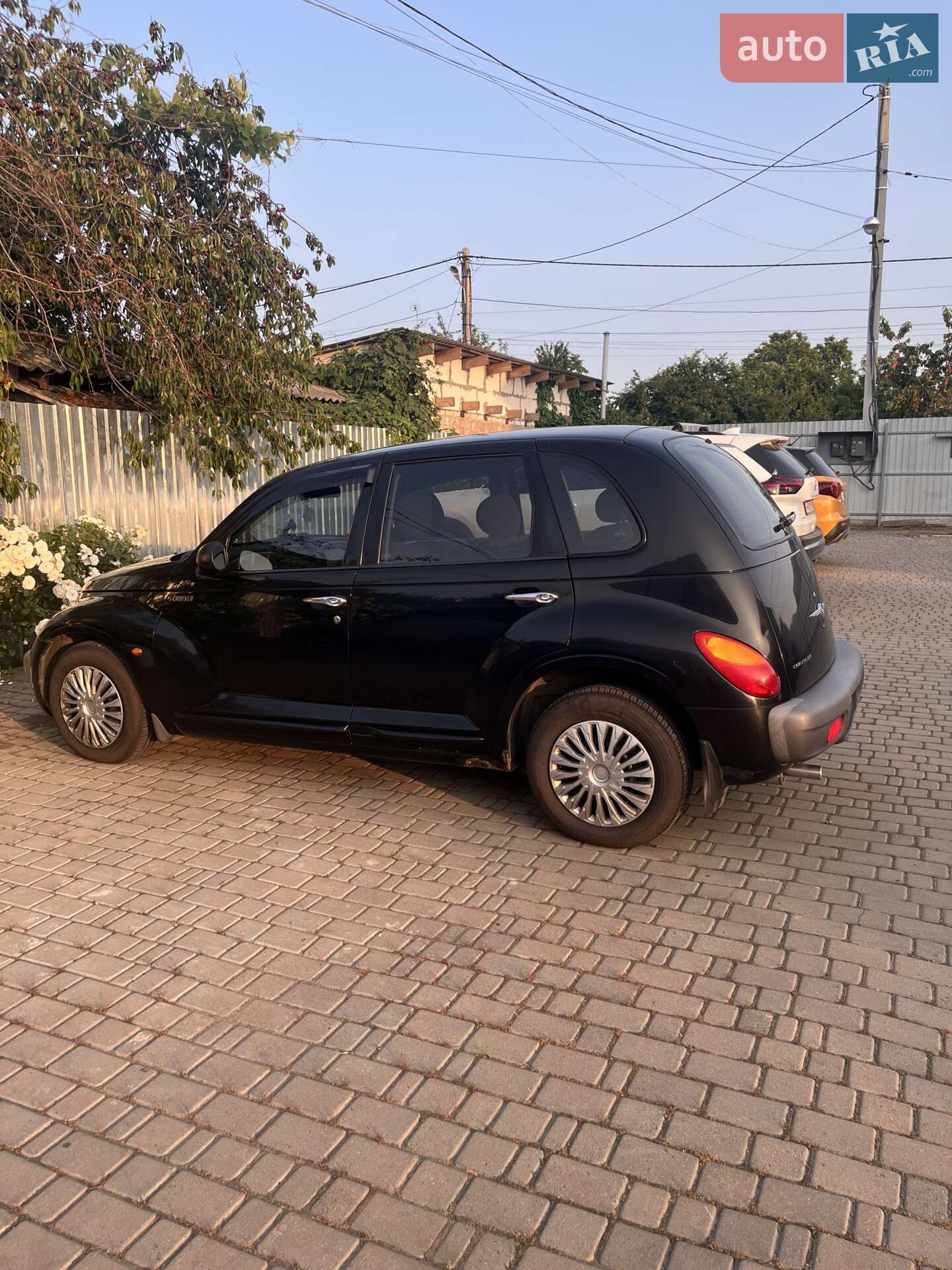 Chrysler PT Cruiser 2001 VIN 1C8FYB89X2T243994 фото оголошення 3 з 21