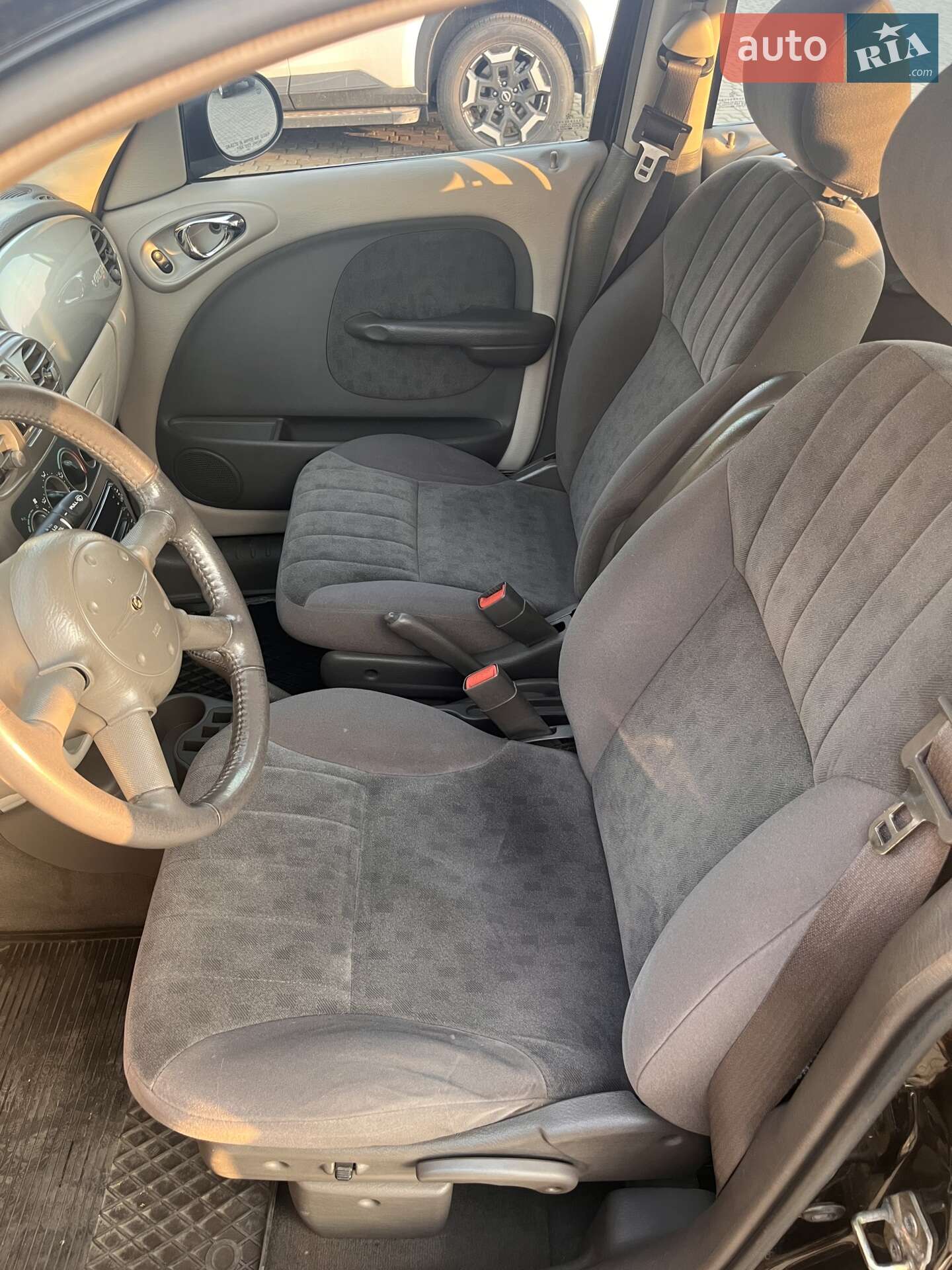 Chrysler PT Cruiser 2001 VIN 1C8FYB89X2T243994 фото оголошення 9 з 21