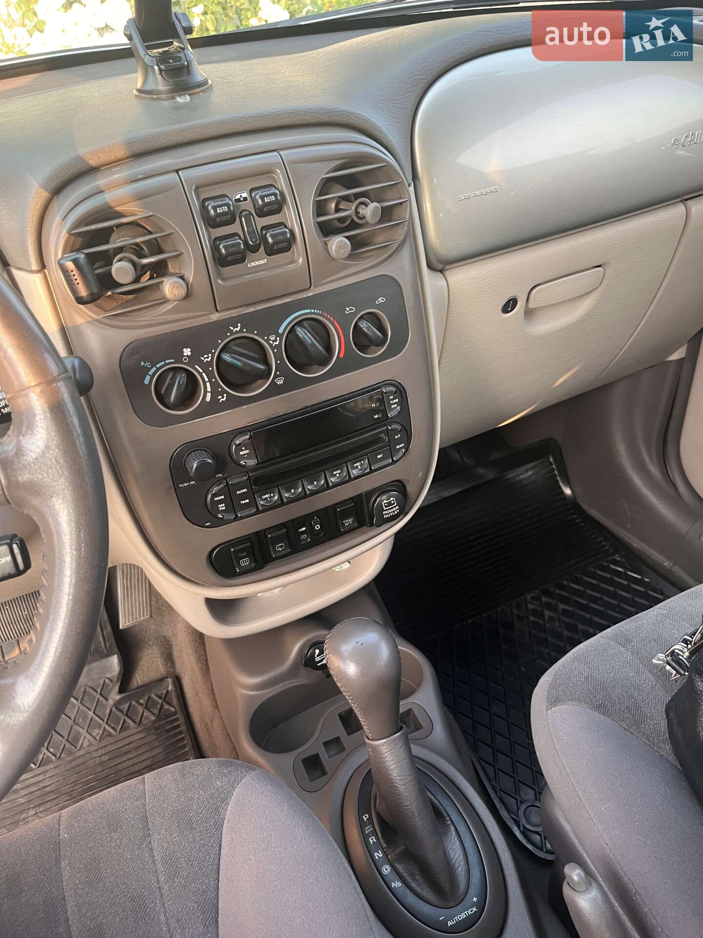Chrysler PT Cruiser 2001 VIN 1C8FYB89X2T243994 фото оголошення 13 з 21
