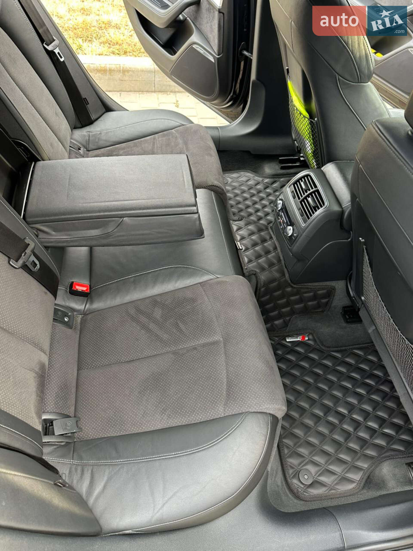 Audi A6 2012 VIN WAUZZZ4G7DN085417 фото оголошення 17 з 28