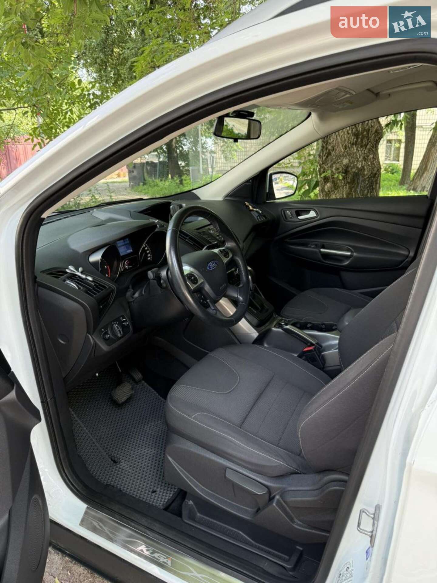 Ford Kuga 2015 VIN WF0AXXWPMAFK05771 фото оголошення 9 з 11