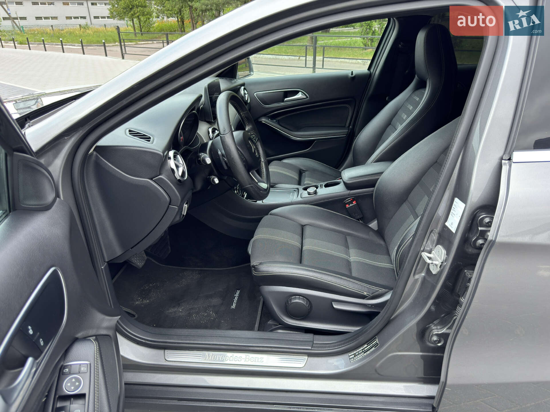 Mercedes-Benz GLA-Class 2017 VIN WDC1569431J400331 фото оголошення 26 з 47
