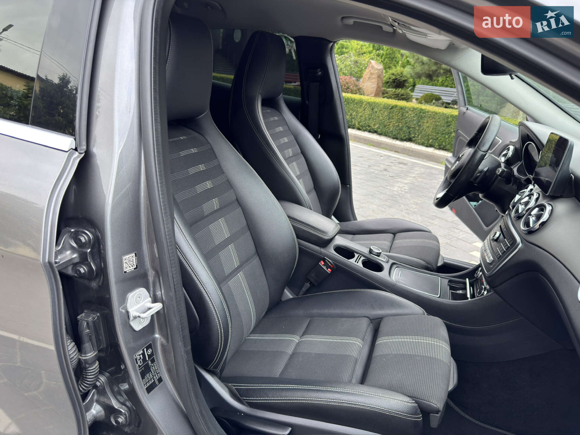 Mercedes-Benz GLA-Class 2017 VIN WDC1569431J400331 фото оголошення 32 з 47
