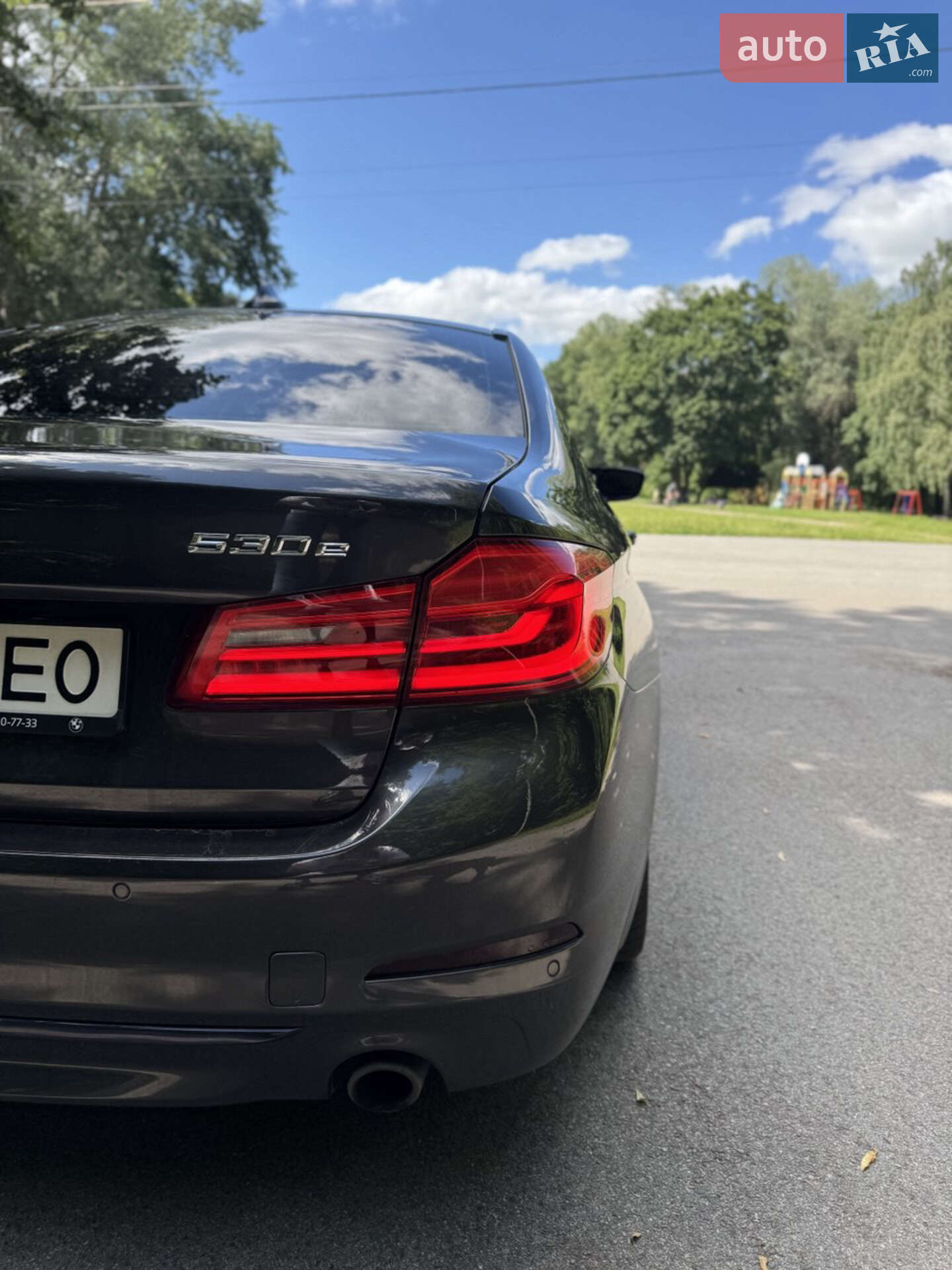 BMW 5 Series 2018 VIN WBAJB1C54JB085326 фото оголошення 5 з 14