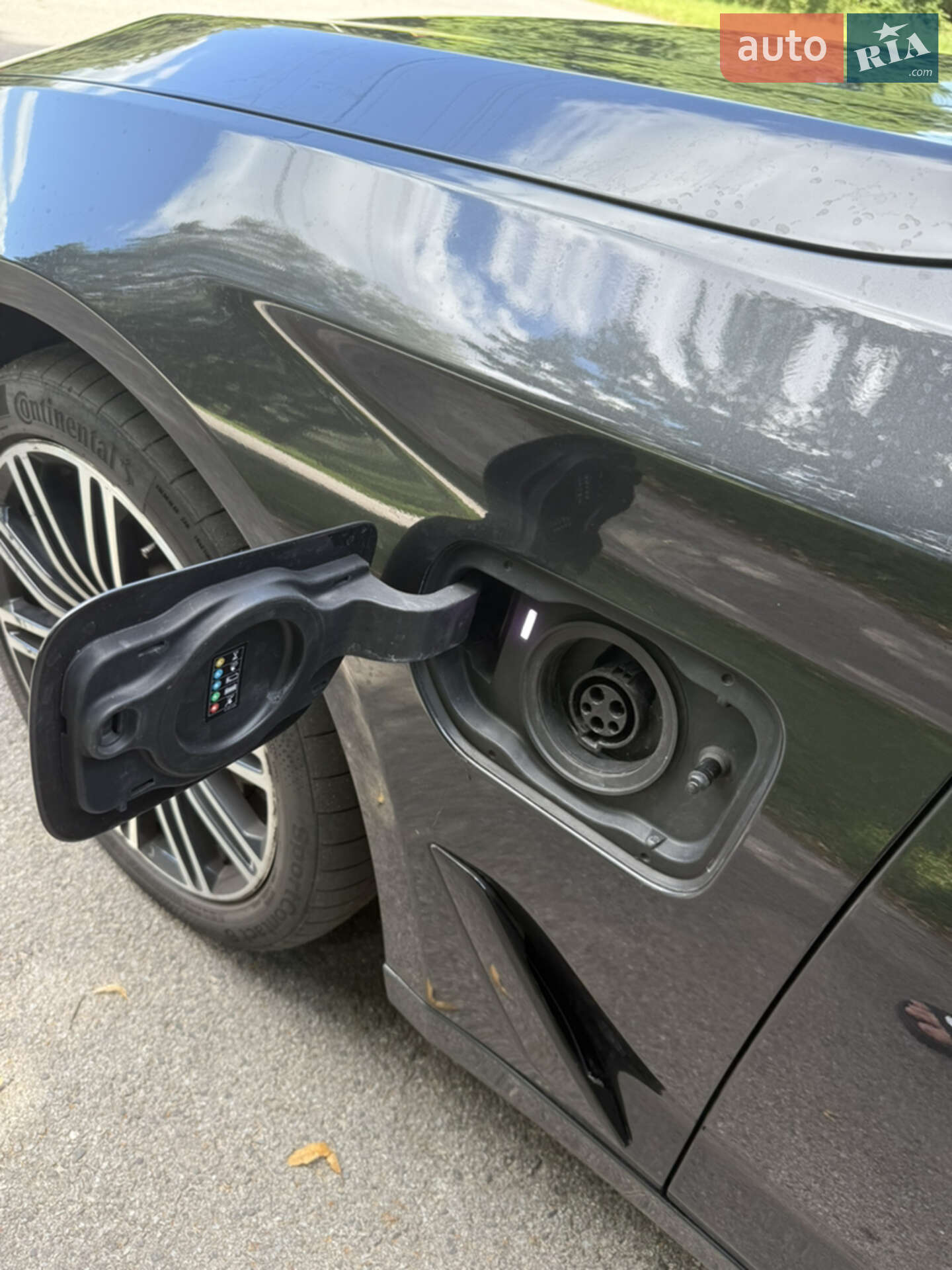 BMW 5 Series 2018 VIN WBAJB1C54JB085326 фото оголошення 8 з 14