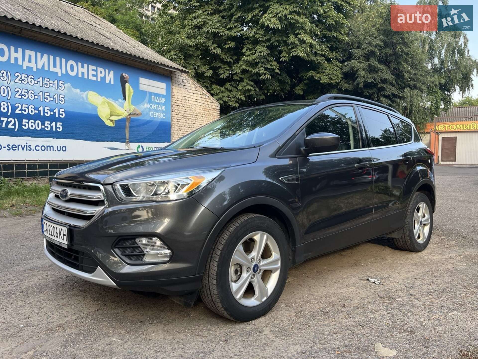 Ford Escape 2019 VIN 1FMCU9HD3KUB50401 фото оголошення 4 з 8