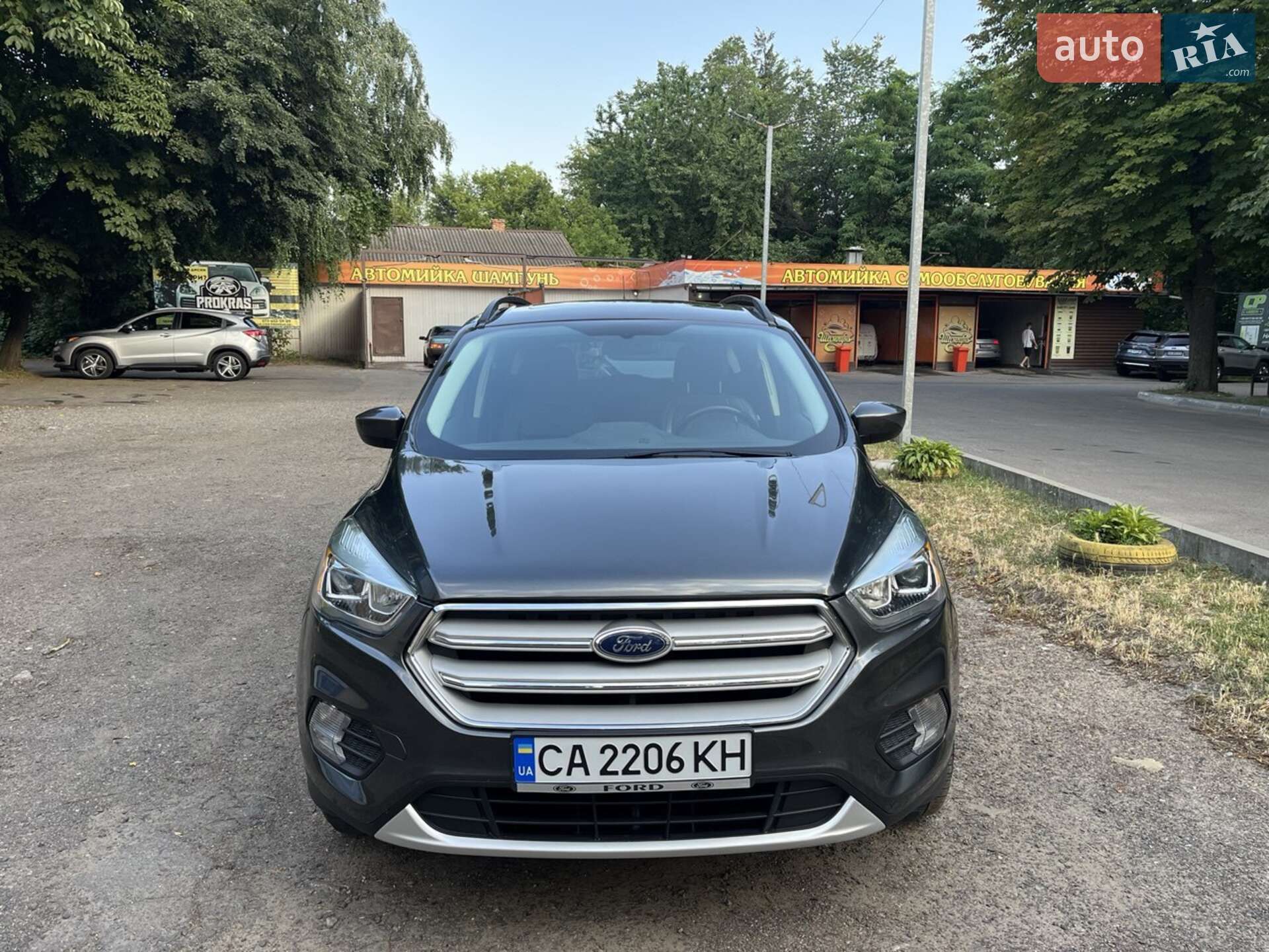 Ford Escape 2019 VIN 1FMCU9HD3KUB50401 фото оголошення 5 з 8