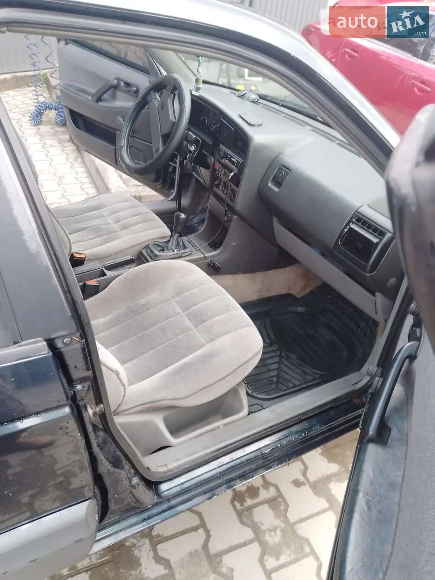 Volkswagen Passat 1991 VIN WVWZZZ31ZME052942 фото оголошення 5 з 11