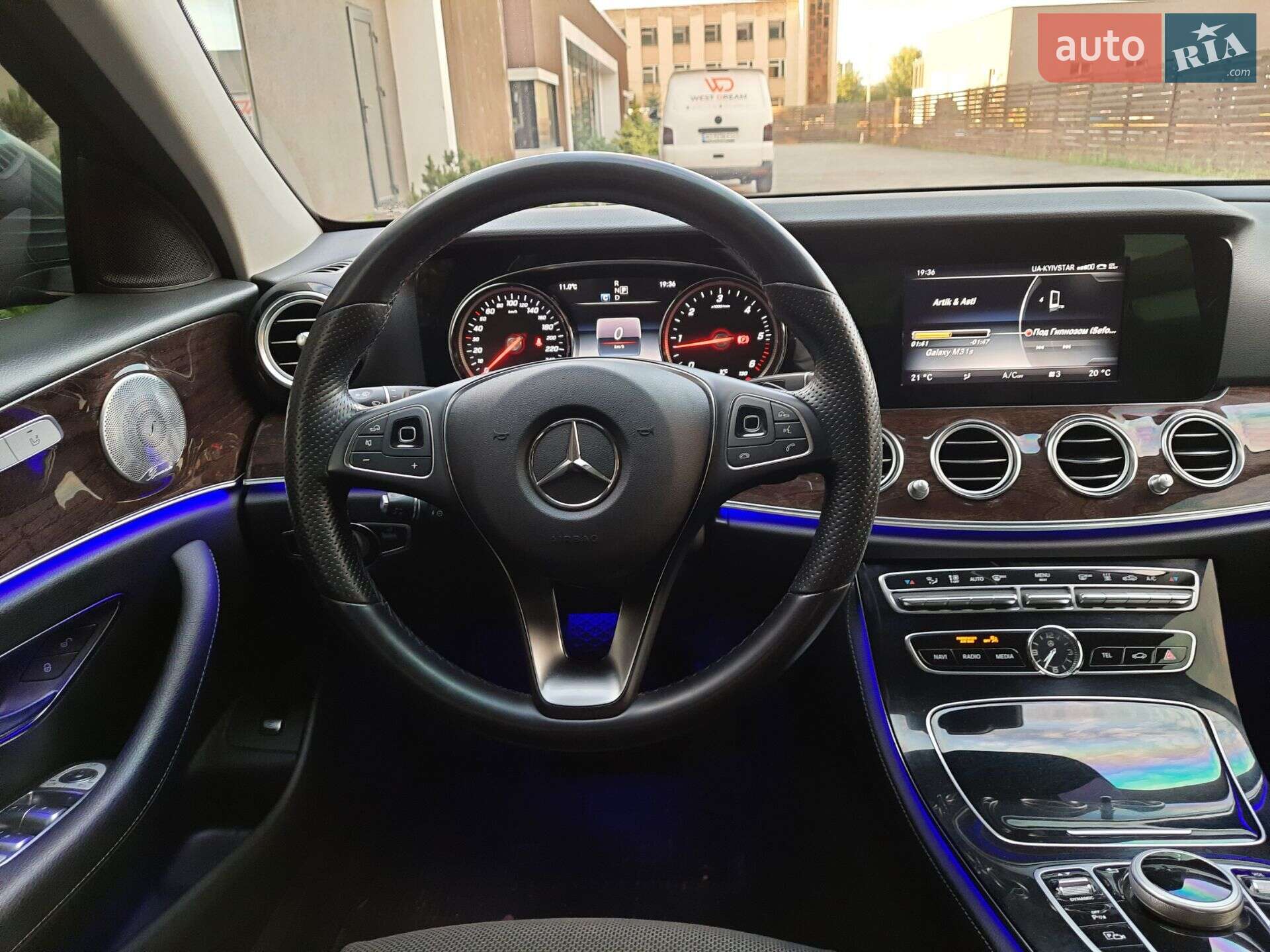 Mercedes-Benz E-Class 2017 VIN WDD2130041A251367 фото оголошення 19 з 41