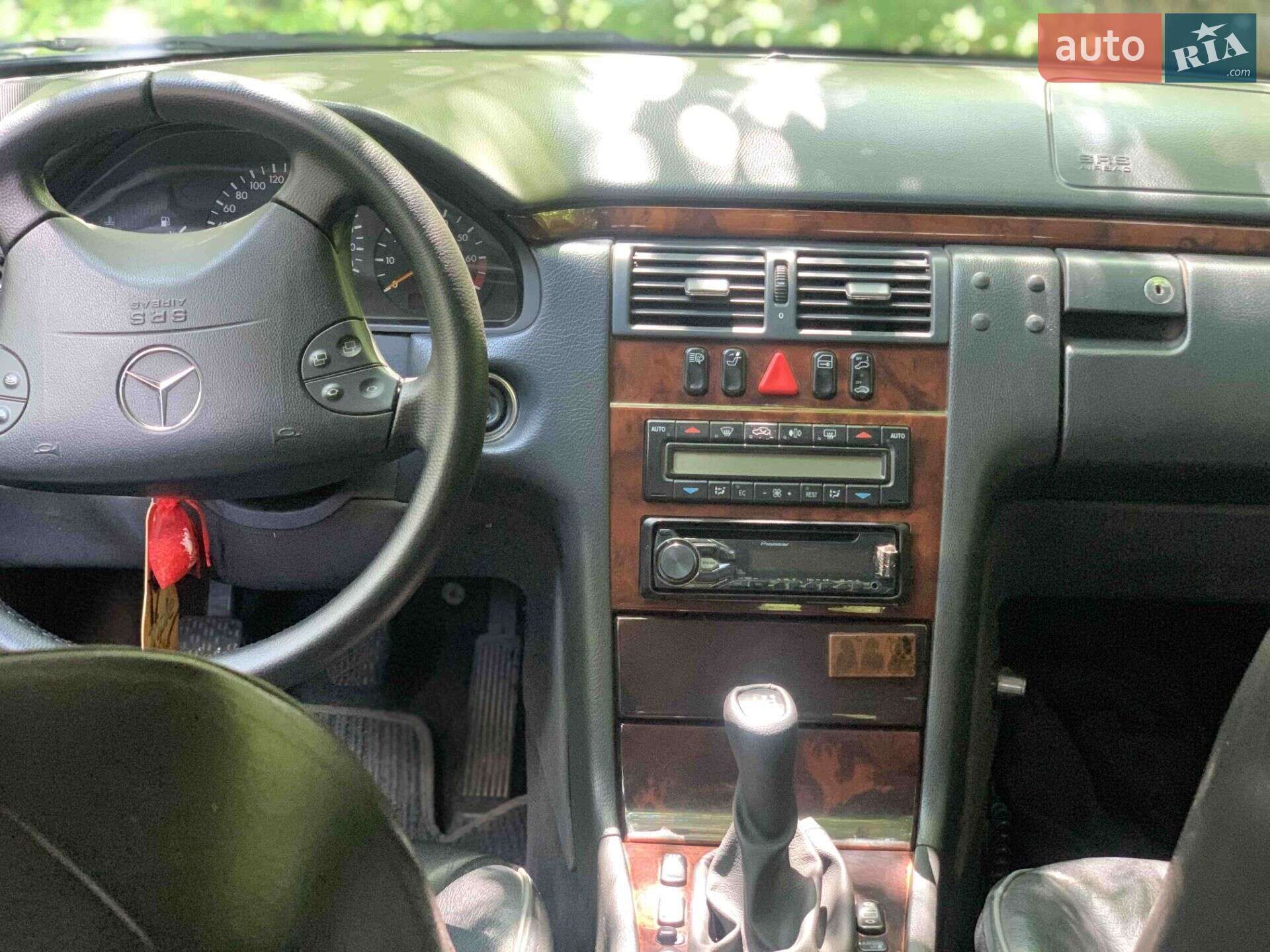 Mercedes-Benz E-Class 2000 VIN WDB2100631B166363 фото оголошення 6 з 11