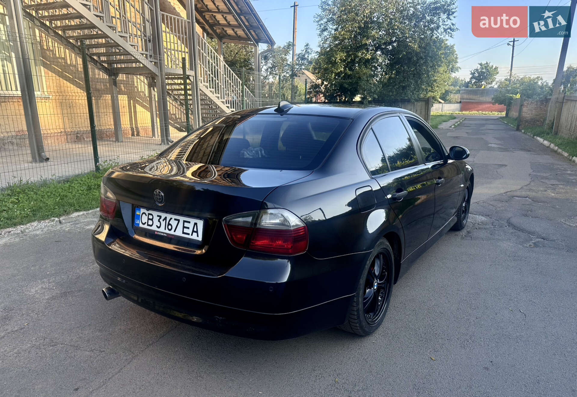 BMW 3 Series 2005 VIN WBAVA71080KR41112 фото оголошення 3 з 8