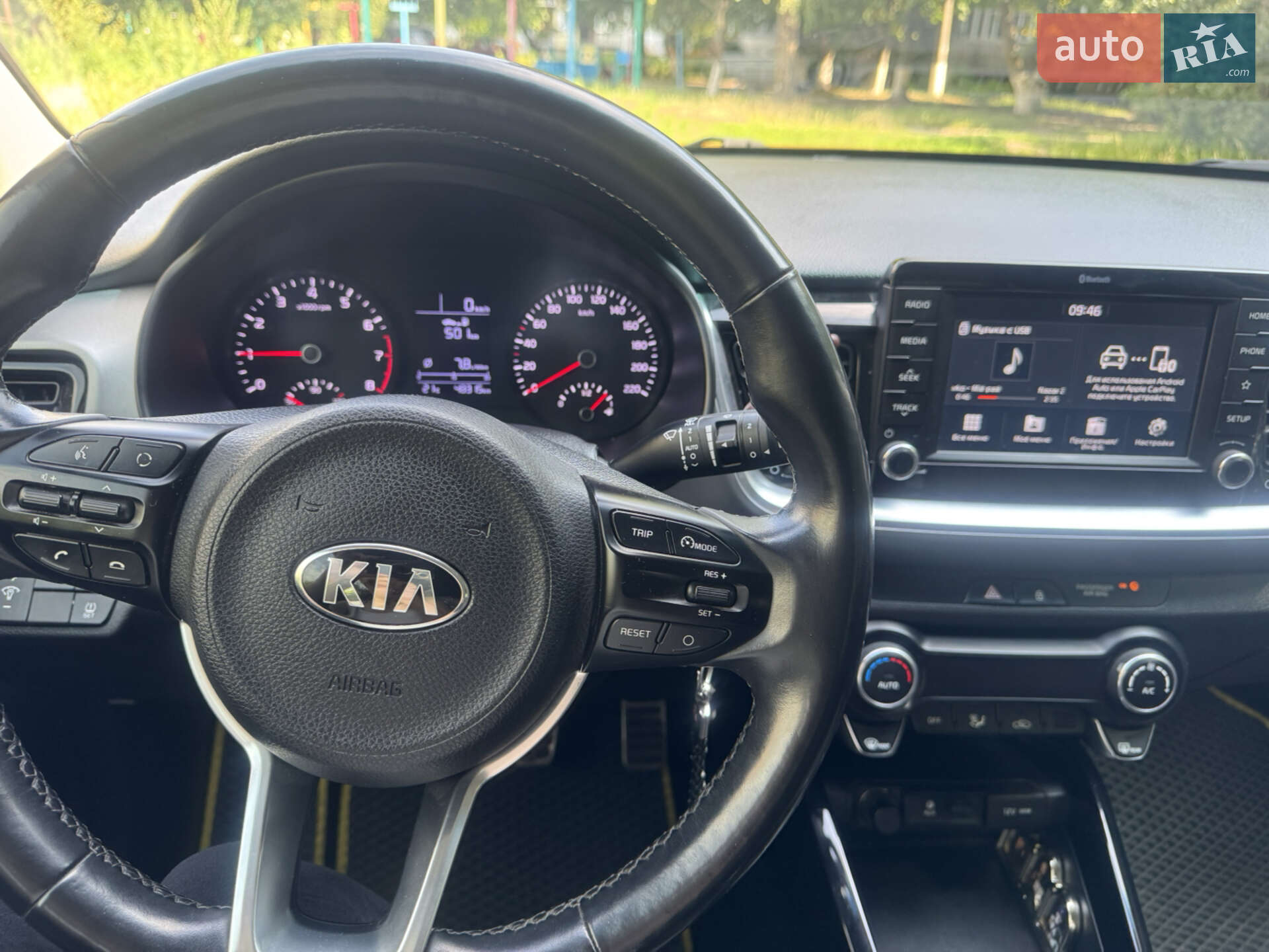 Kia Stonic 2018 VIN KNAD6814AJ6146383 фото оголошення 9 з 11