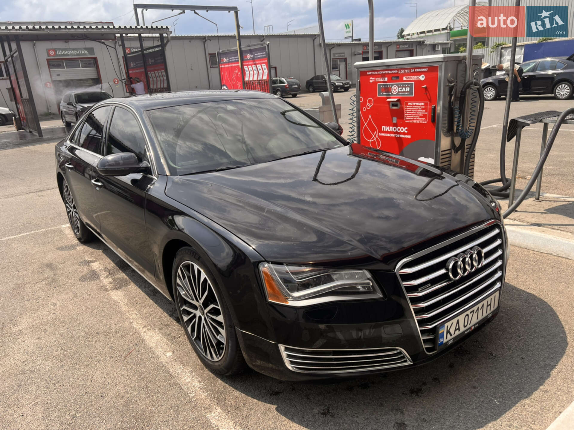 Audi A8 2013 VIN WAUAGAFD9EN003468 фото оголошення 5 з 19