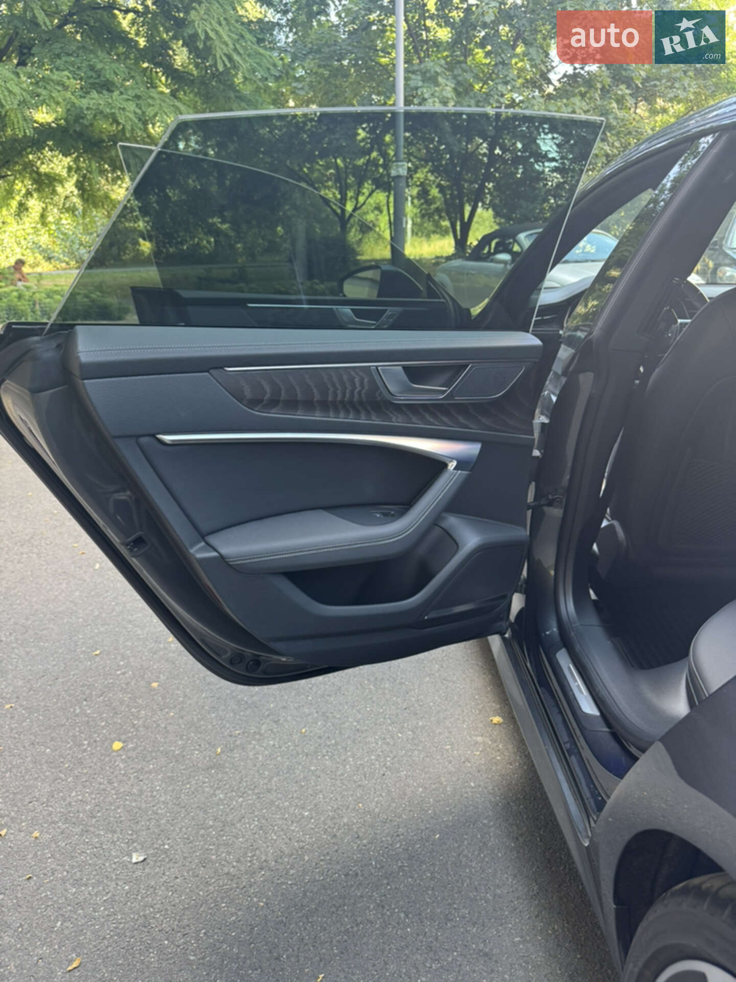 Audi A7 Sportback 2020 VIN WAUV2AF25MN035475 фото оголошення 13 з 44