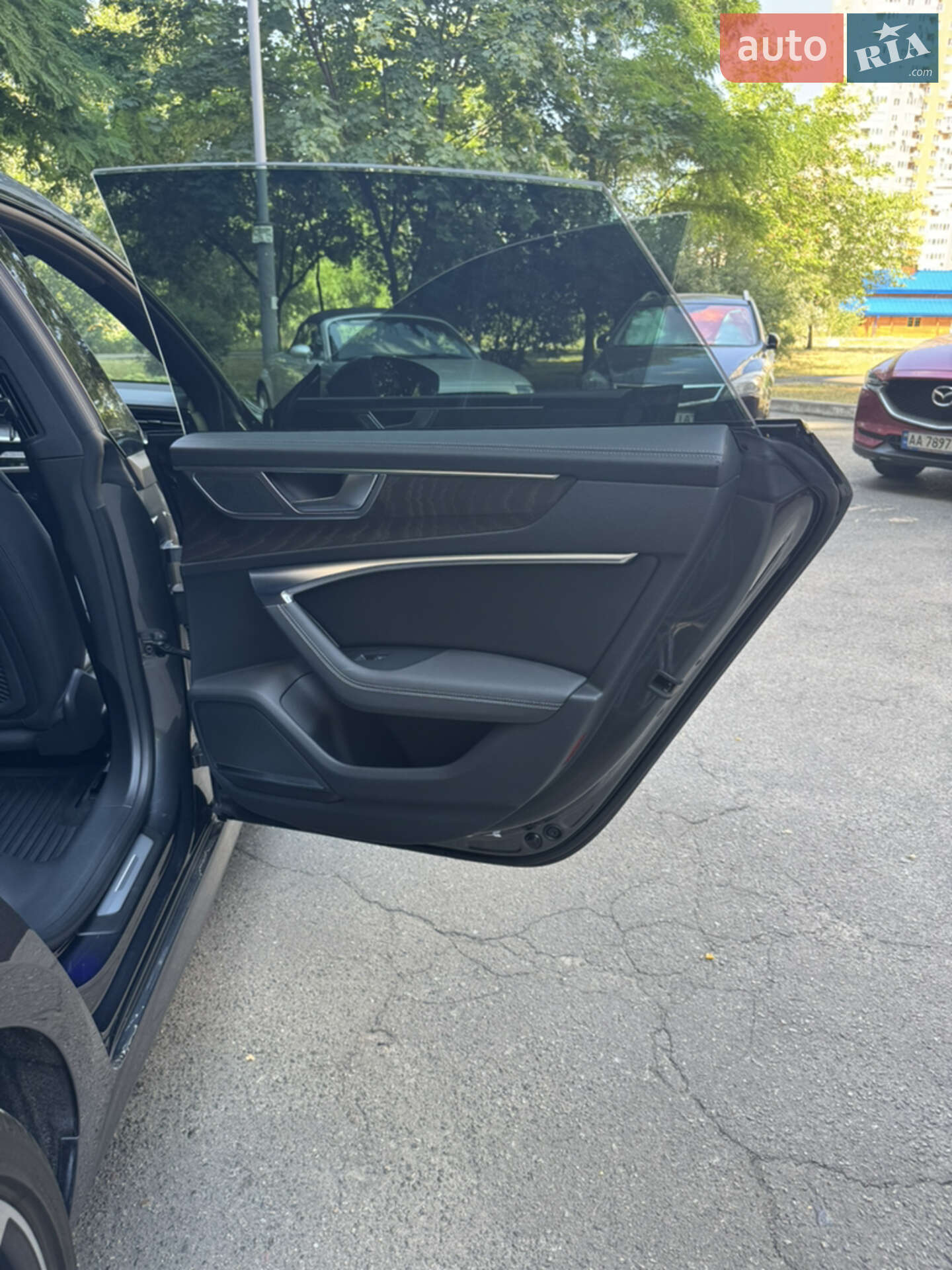 Audi A7 Sportback 2020 VIN WAUV2AF25MN035475 фото оголошення 35 з 44