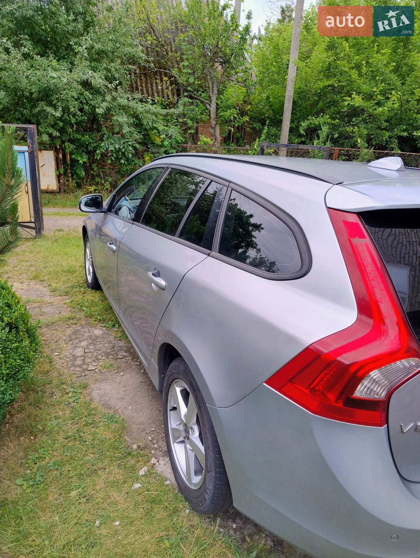 Volvo V60 2011 VIN YV1FW5251B1032145 фото оголошення 3 з 13