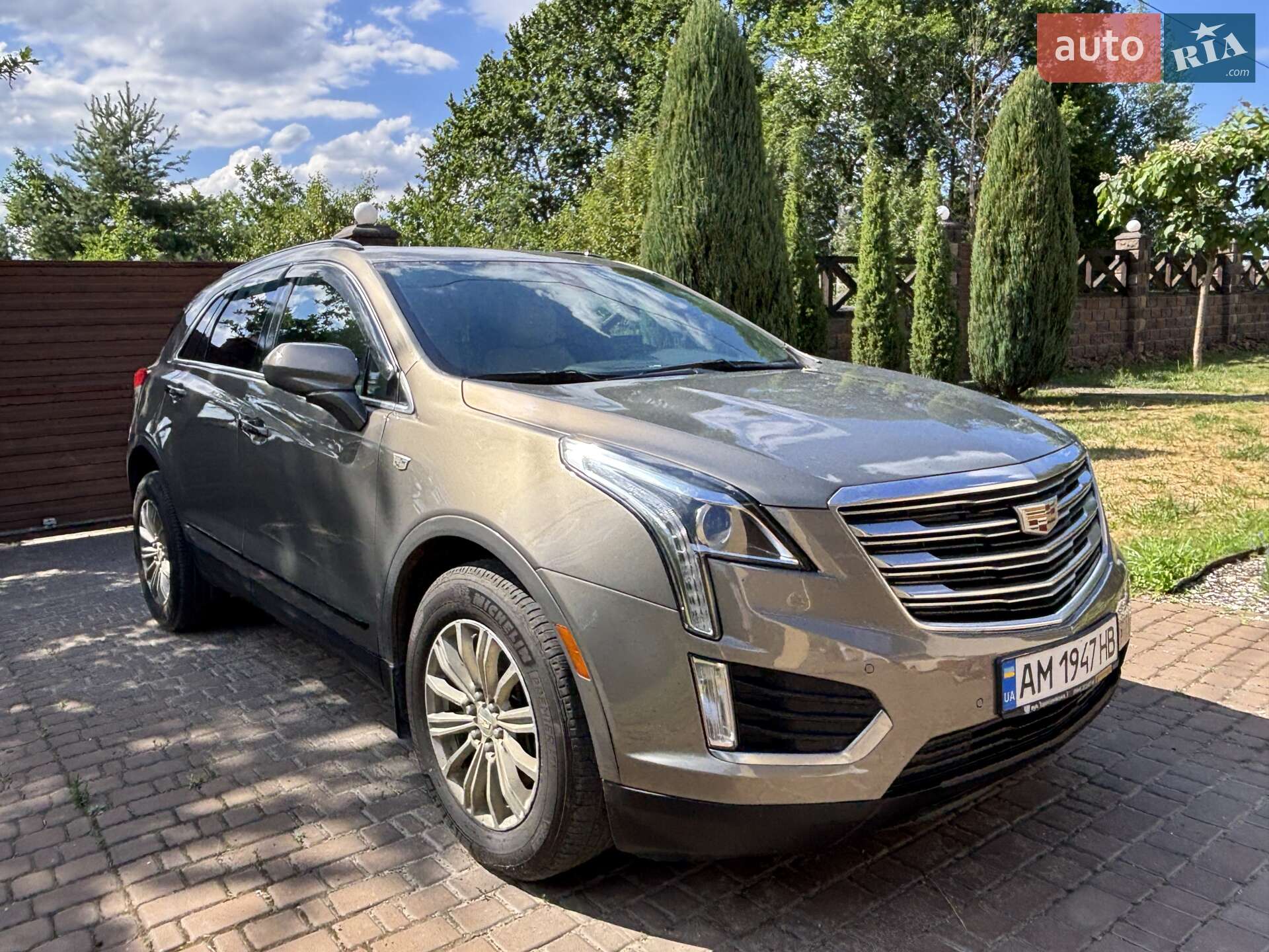 Cadillac XT5 2017 VIN 1GYKNDRS3HZ312000 фото оголошення 3 з 13