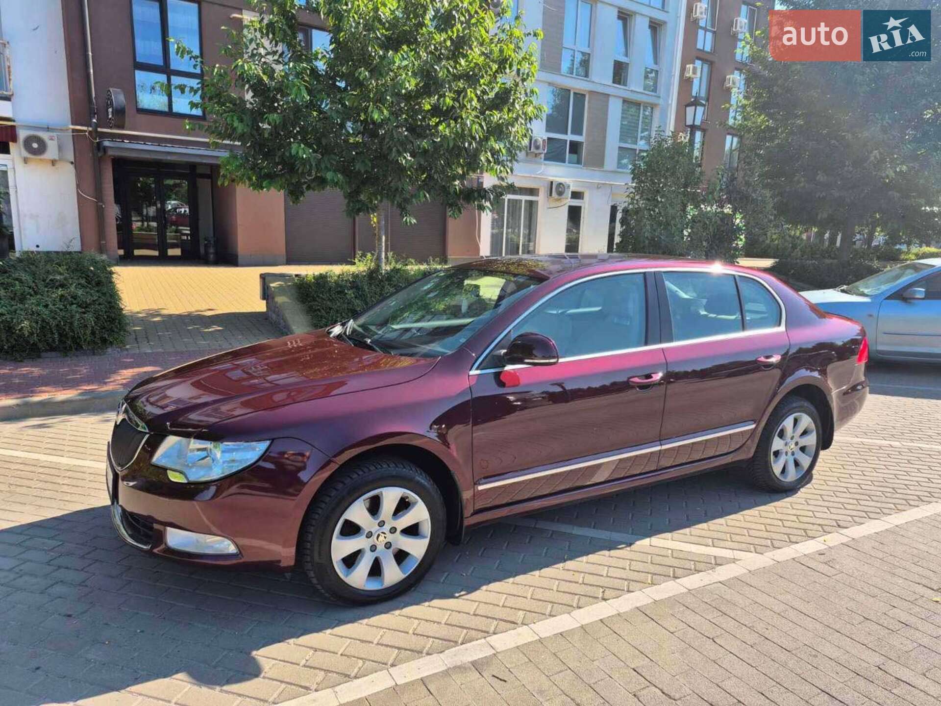 Skoda Superb 2010 VIN TMBAB43T5BB300295 фото оголошення 13 з 21