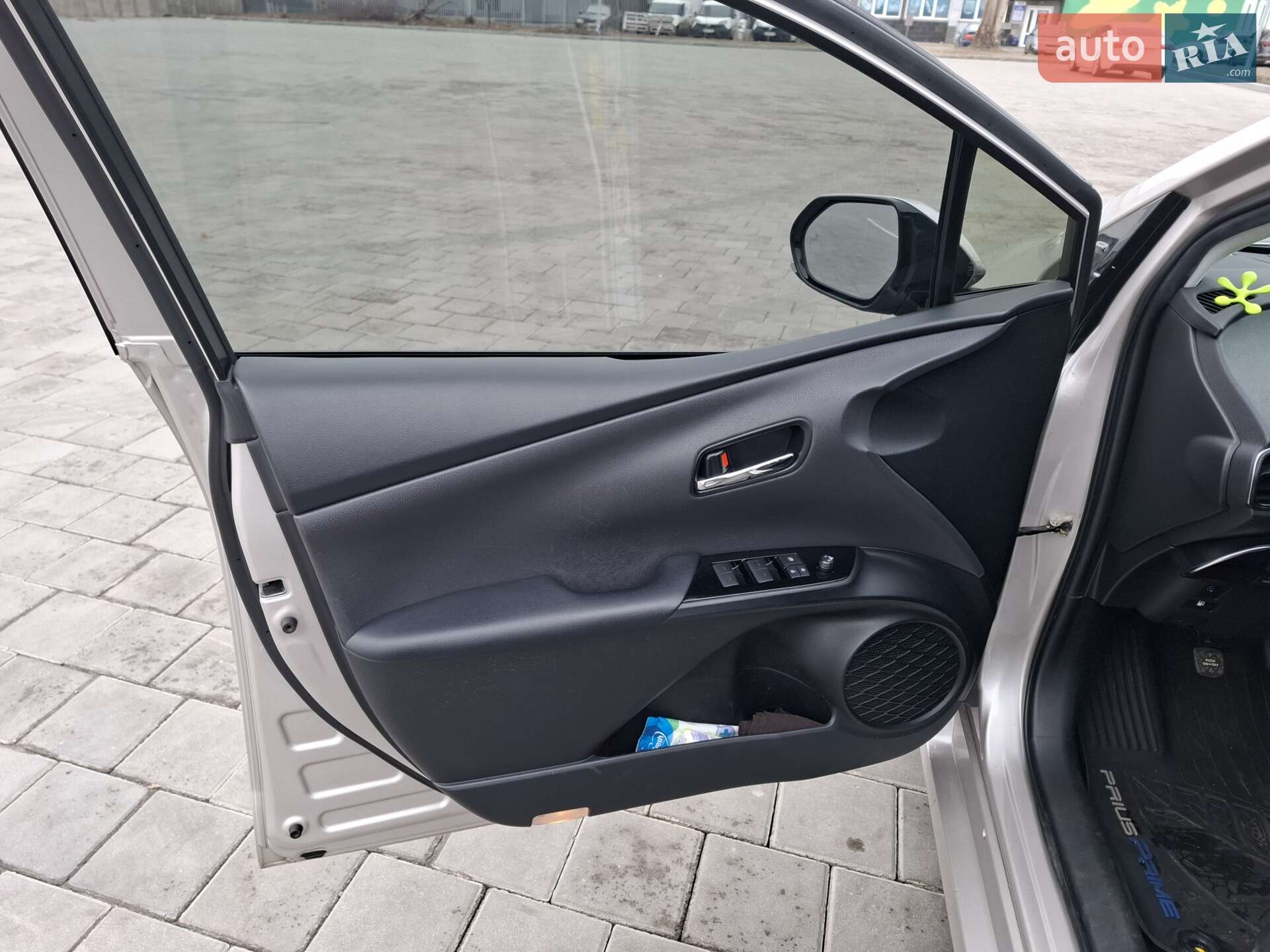 Toyota Prius 2019 VIN JTDKARFP0K3110336 фото оголошення 14 з 27