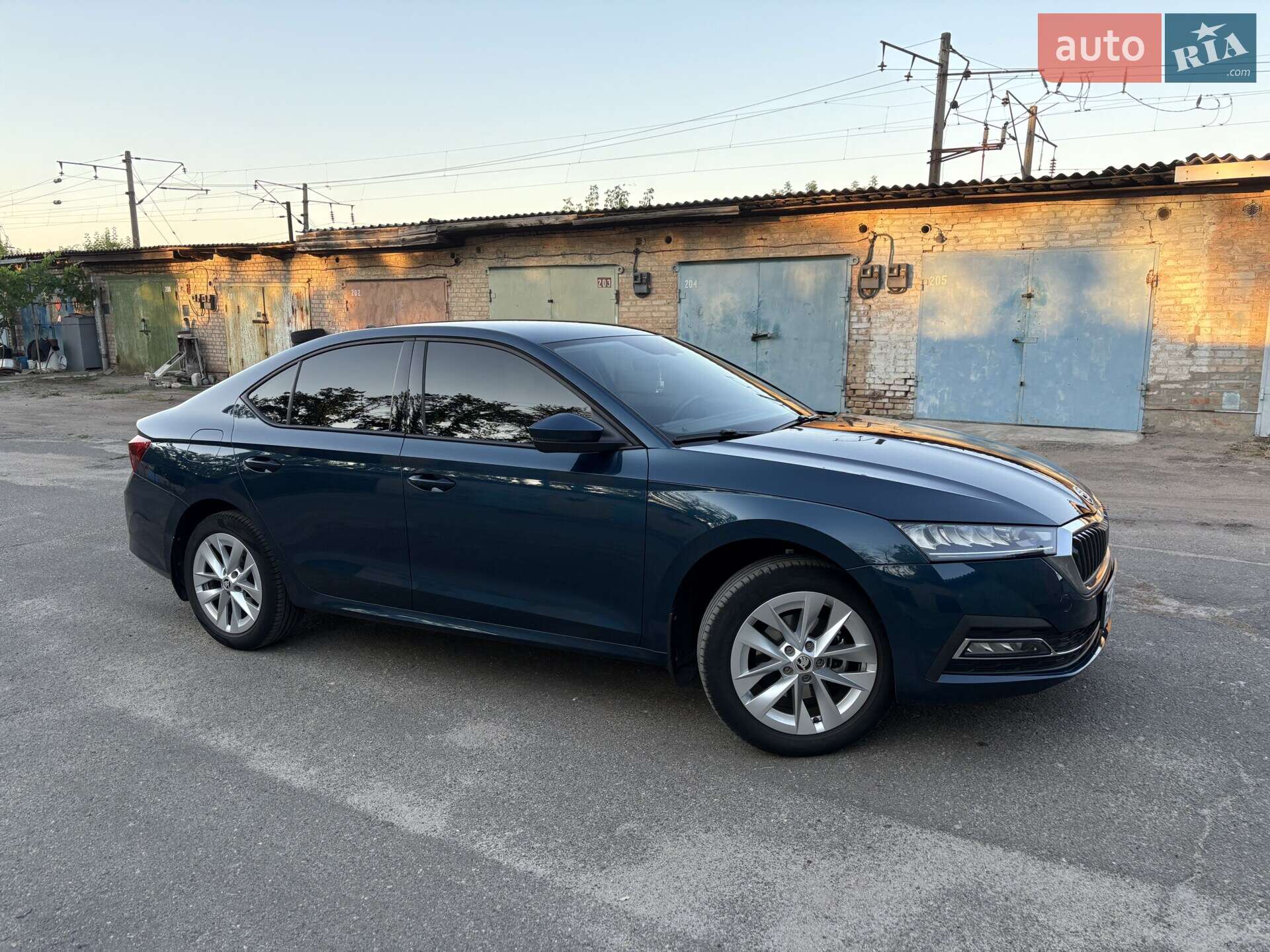 Skoda Octavia 2021 VIN TMBAC4NX3MY189159 фото оголошення 2 з 31