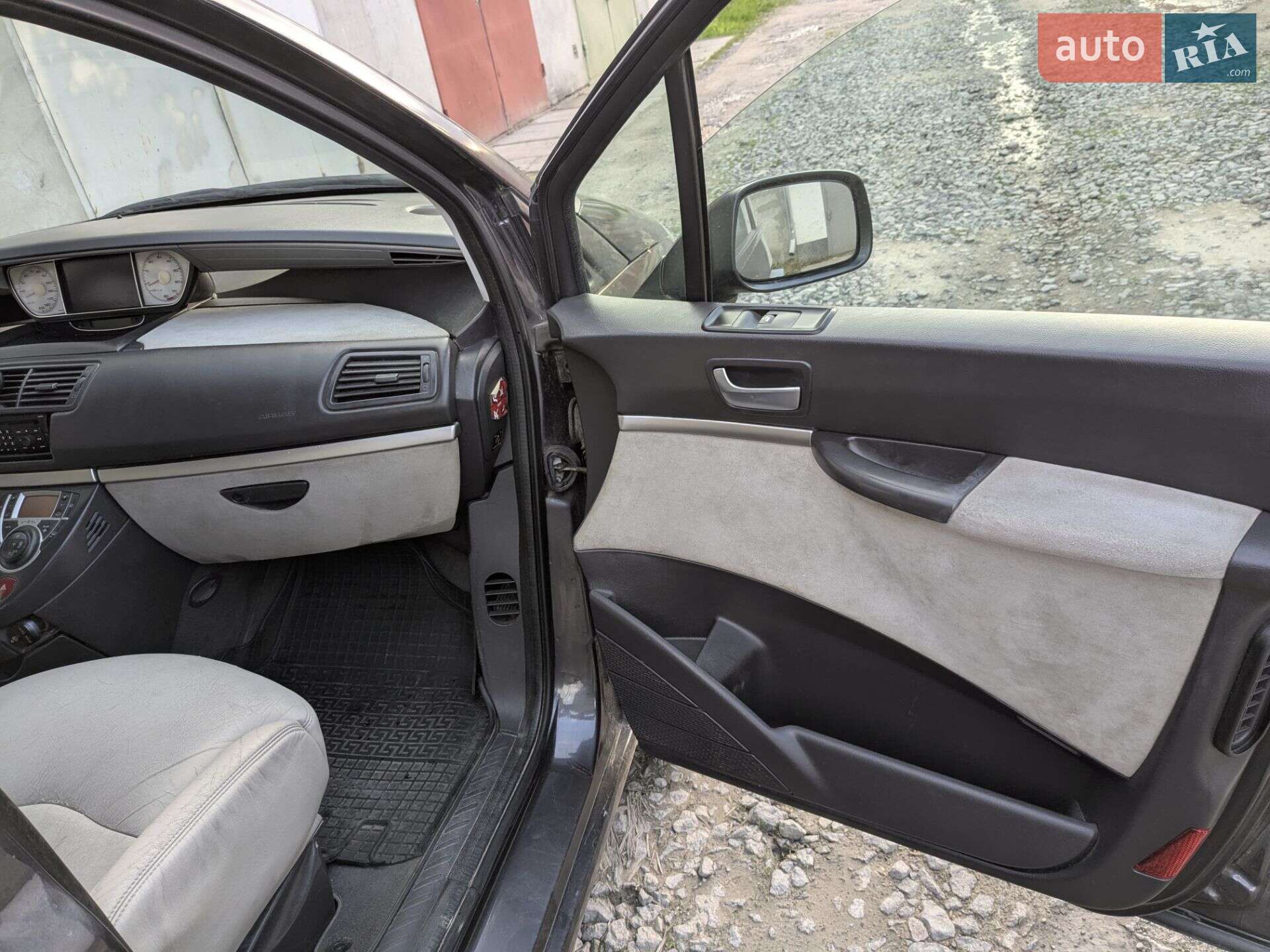 Peugeot 807 2007 VIN VF3EBRFJF13329127 фото оголошення 2 з 16