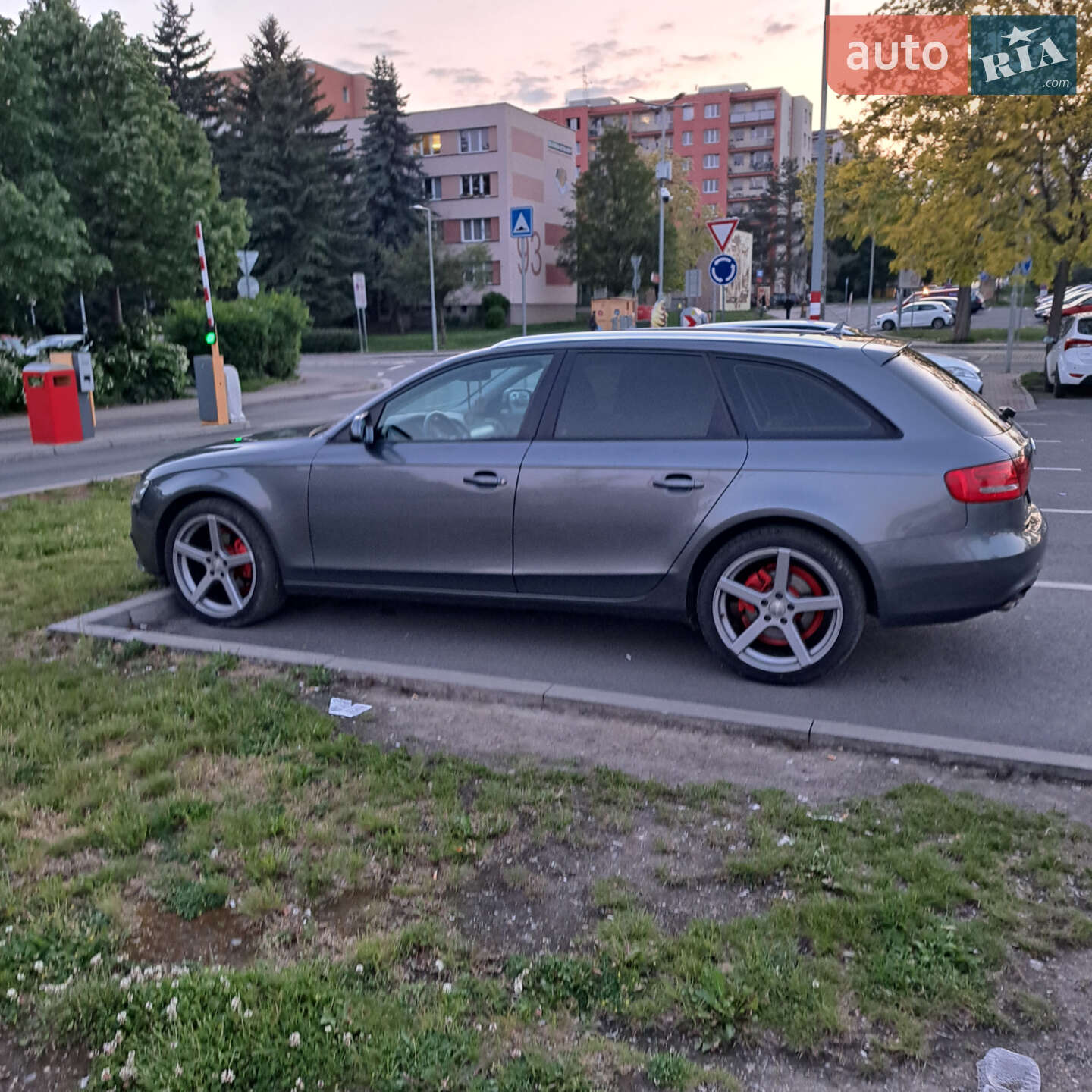 Audi A4 2012 VIN WAUZZZ8K8DA079535 фото оголошення 53 з 98