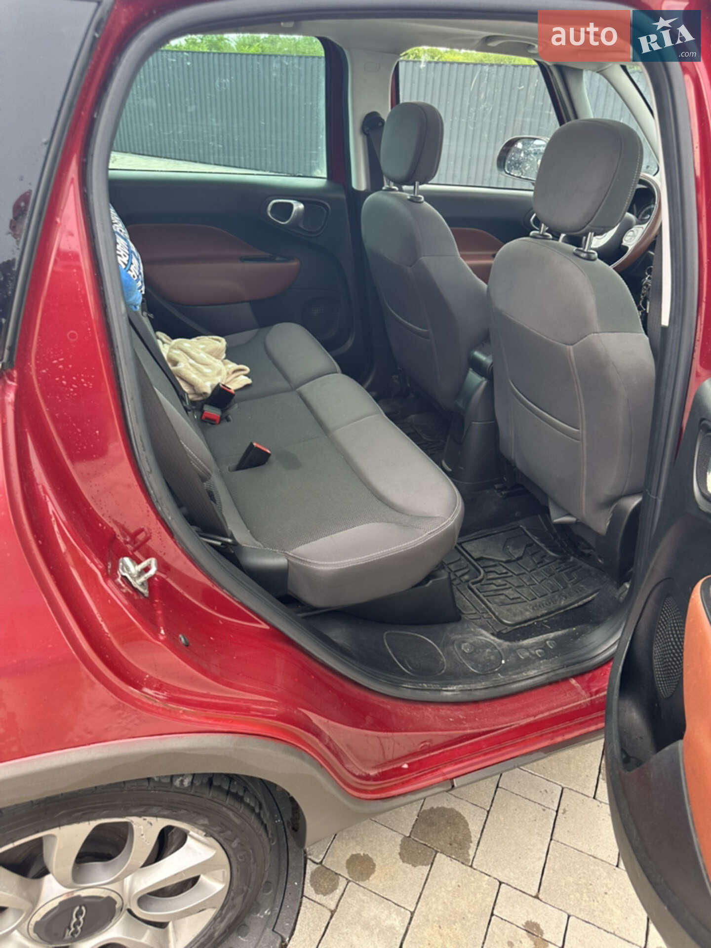 Fiat 500L 2015 VIN ZFBCFADHXFZ036965 фото оголошення 14 з 20