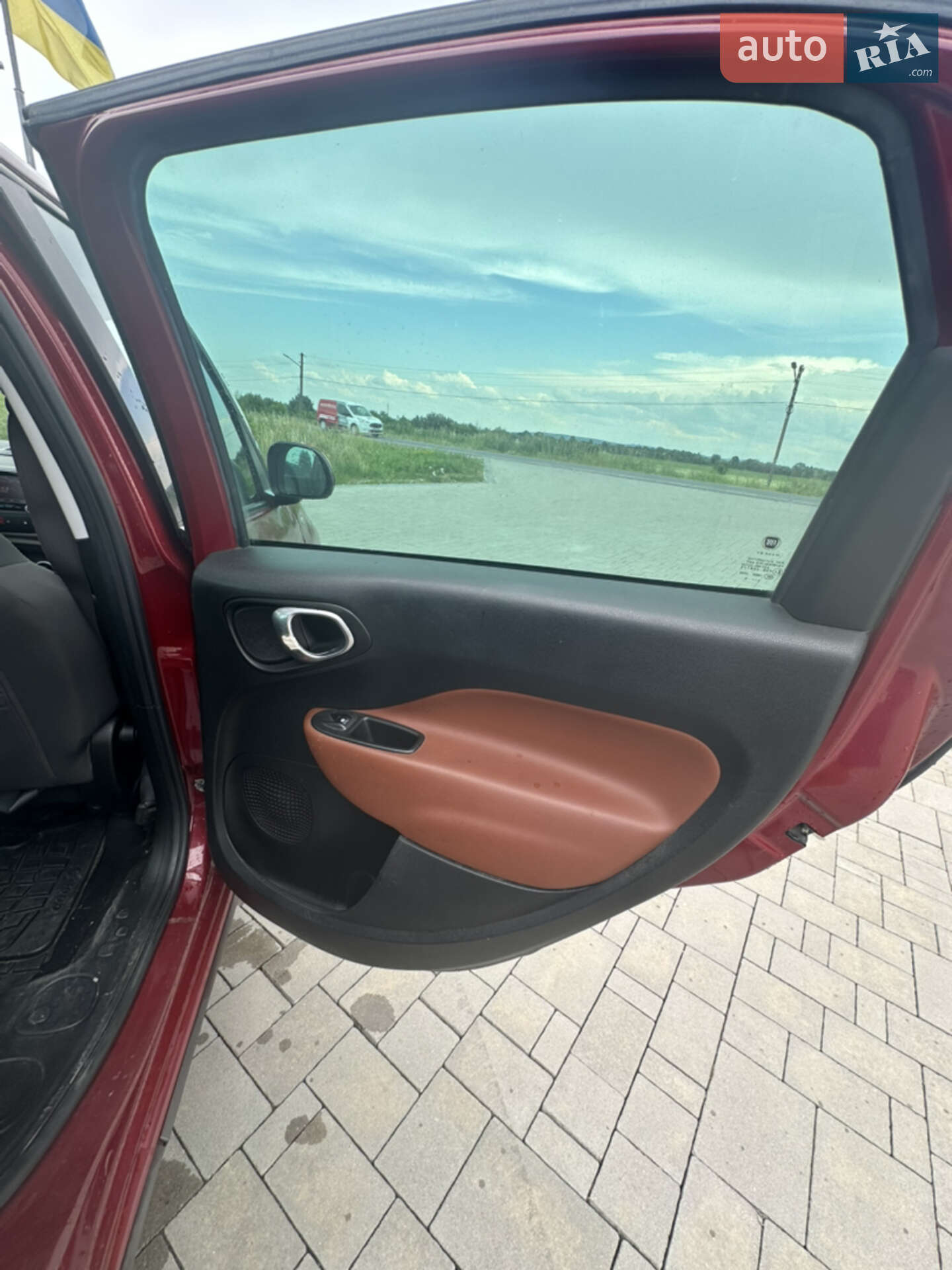 Fiat 500L 2015 VIN ZFBCFADHXFZ036965 фото оголошення 16 з 20