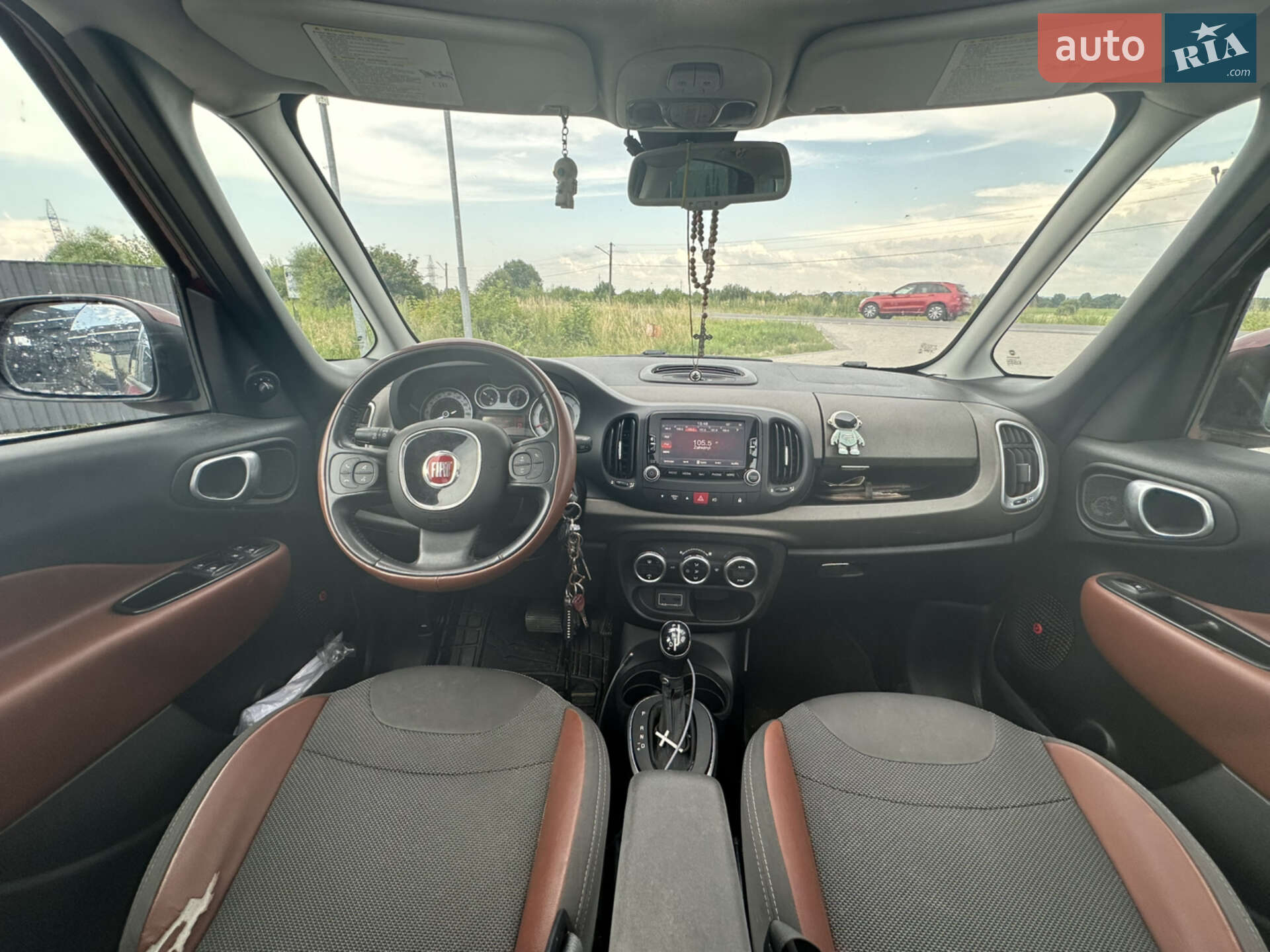 Fiat 500L 2015 VIN ZFBCFADHXFZ036965 фото оголошення 17 з 20