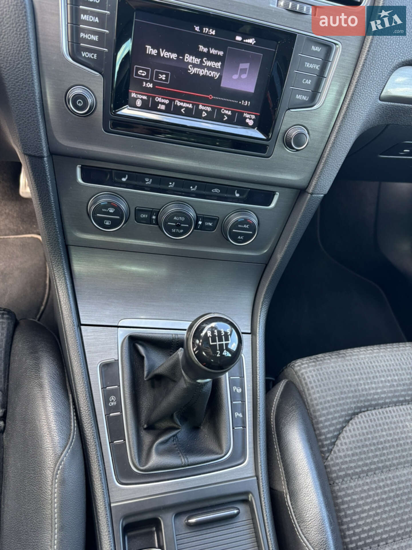 Volkswagen Golf 2013 VIN WVWZZZAUZEP536786 фото оголошення 10 з 15