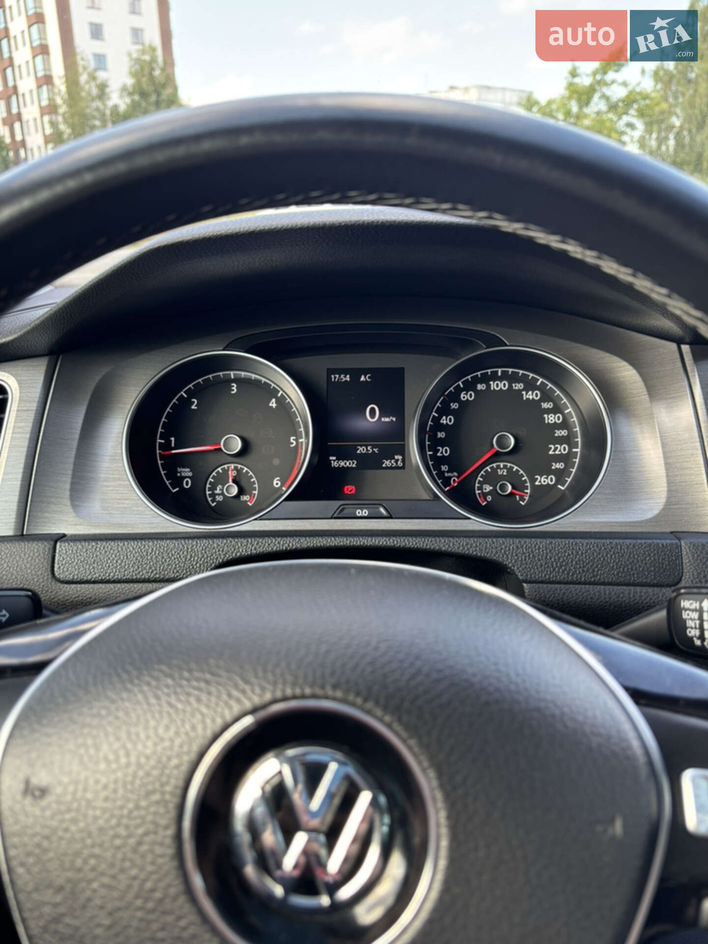 Volkswagen Golf 2013 VIN WVWZZZAUZEP536786 фото оголошення 9 з 15