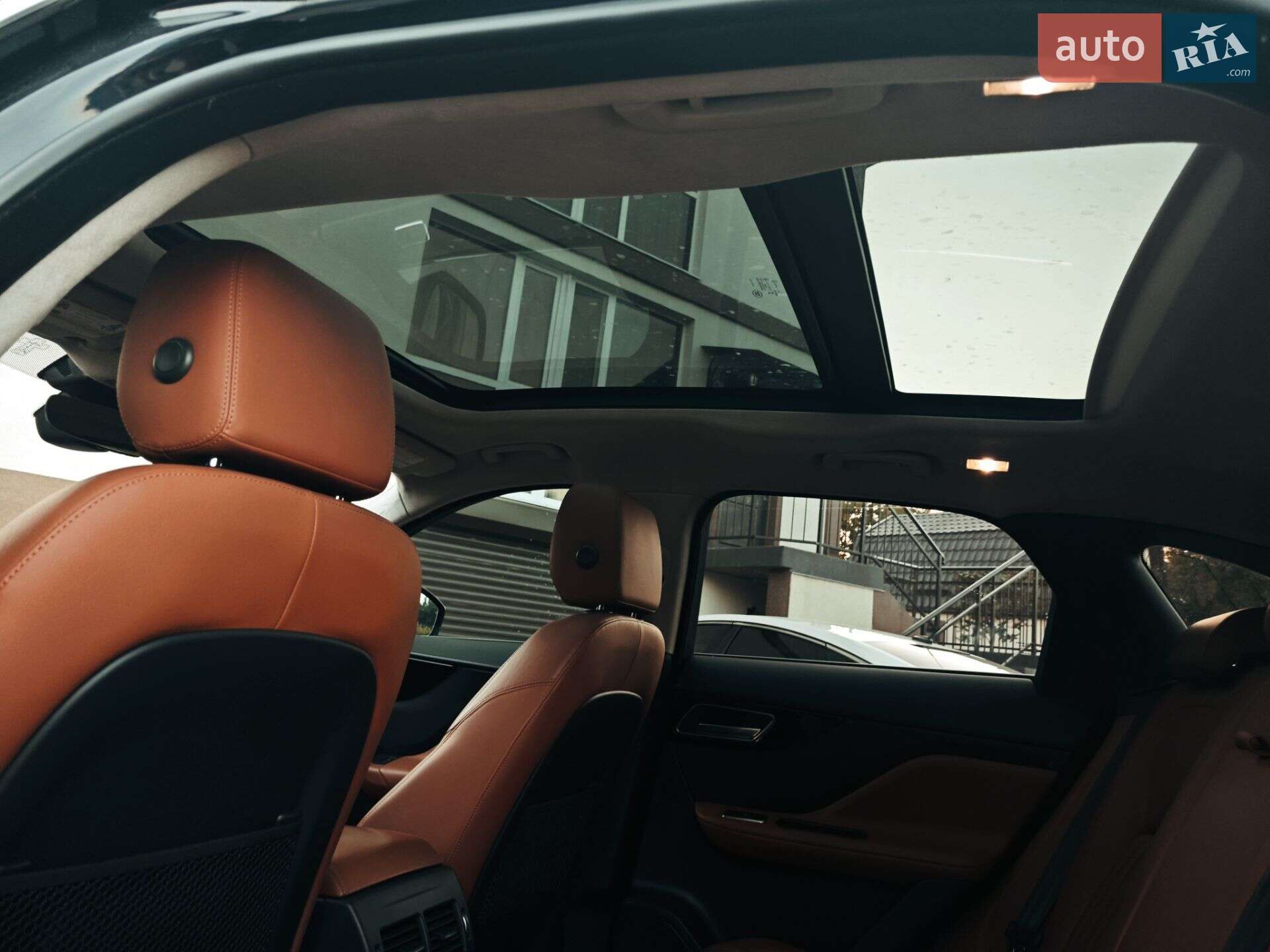 Jaguar F-Pace 2019 VIN SADCJ2FX1LA621731 фото оголошення 6 з 10