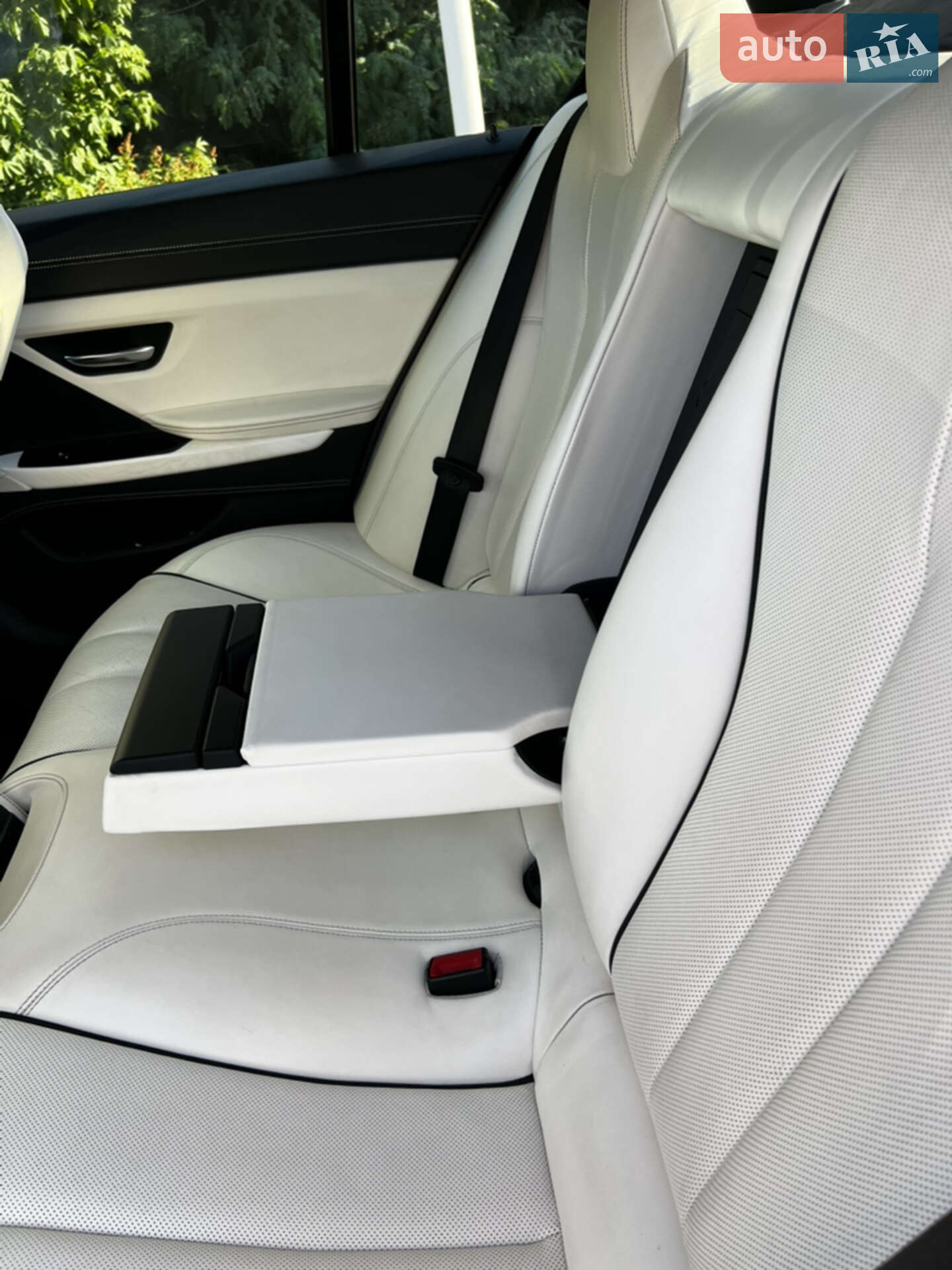 BMW 6 Series 2014 VIN WBA6A01040D590439 фото оголошення 22 з 36