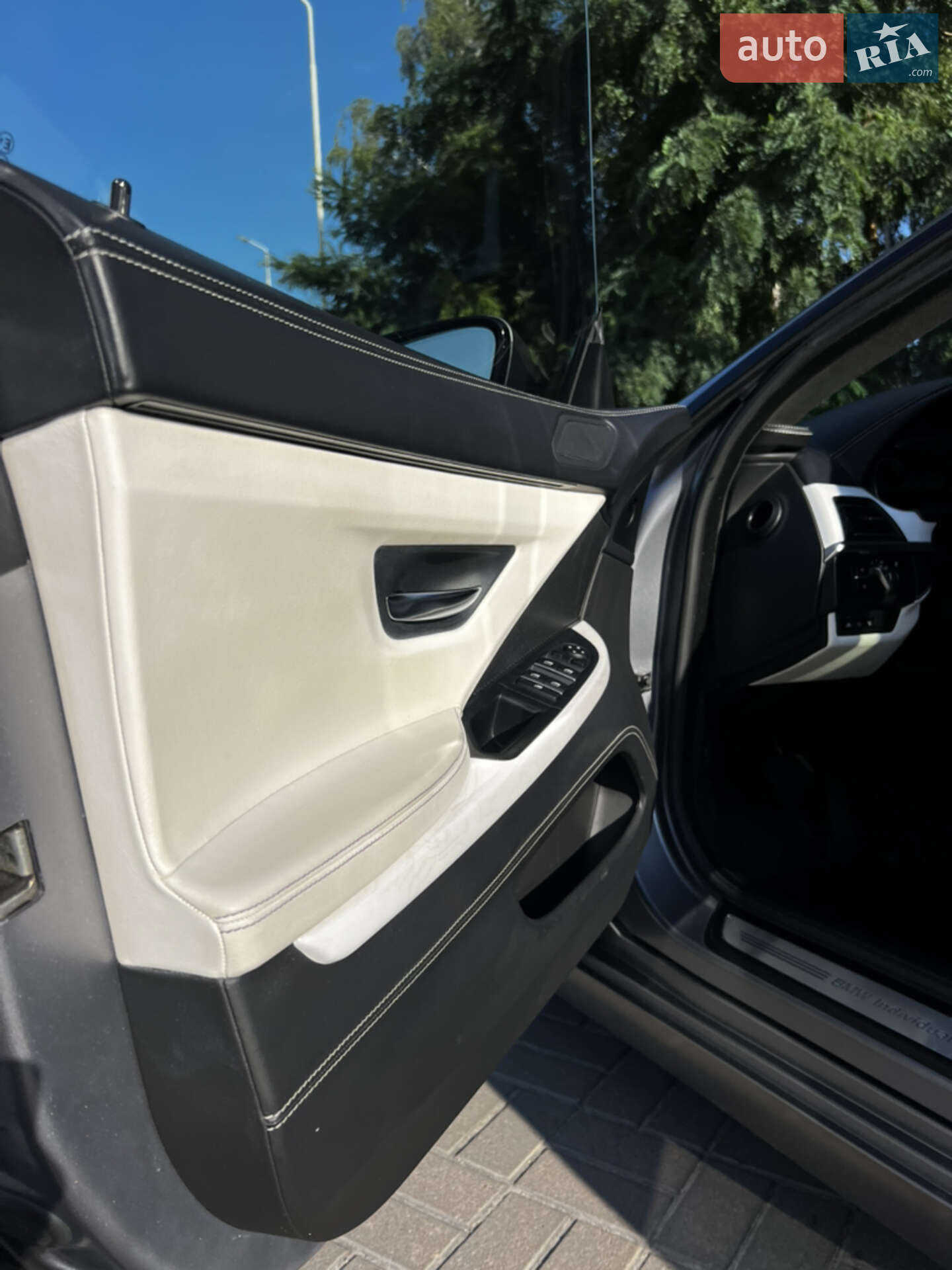 BMW 6 Series 2014 VIN WBA6A01040D590439 фото оголошення 30 з 36